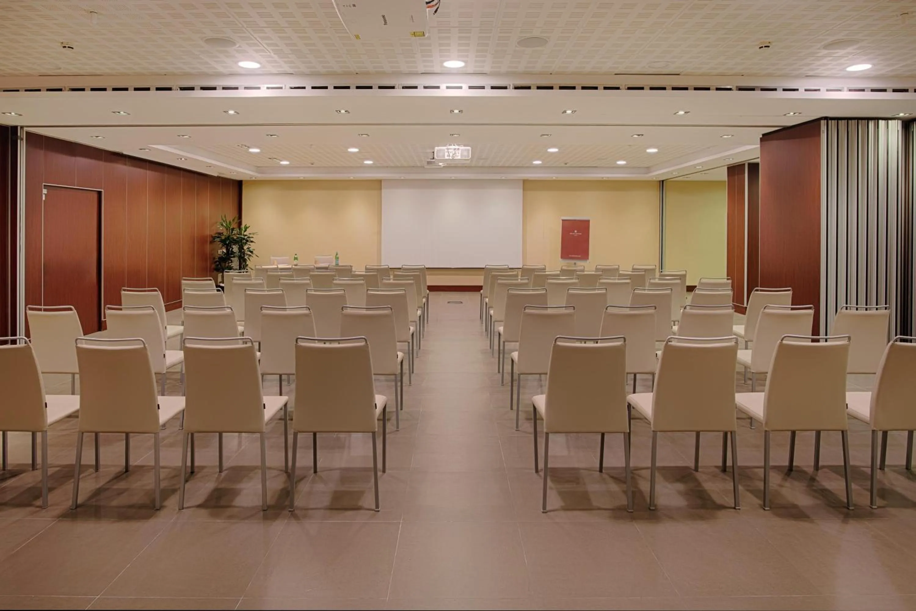 Meeting/conference room in NH Collection Roma Centro
