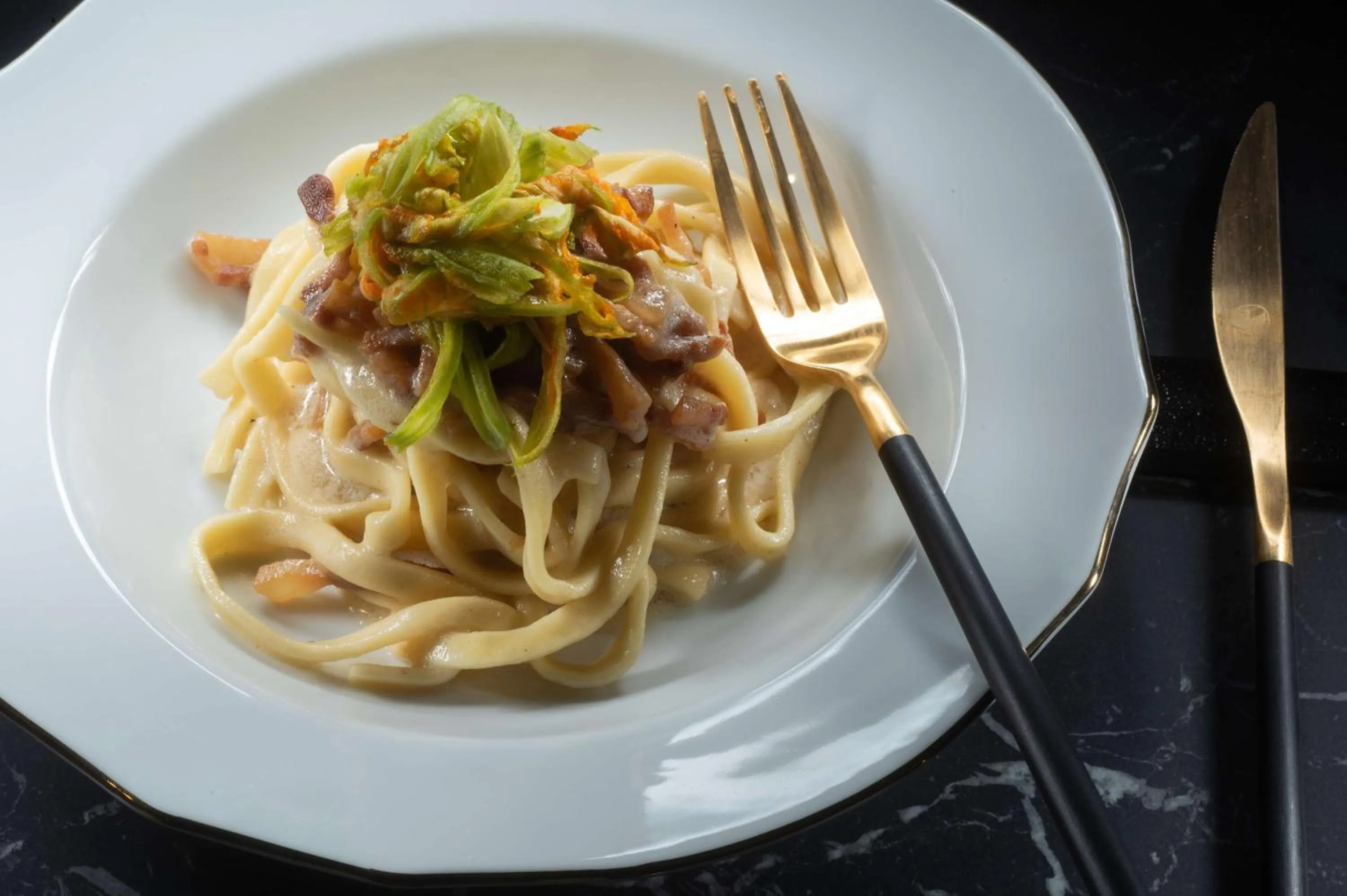 Restaurant/places to eat in NH Collection Roma Centro