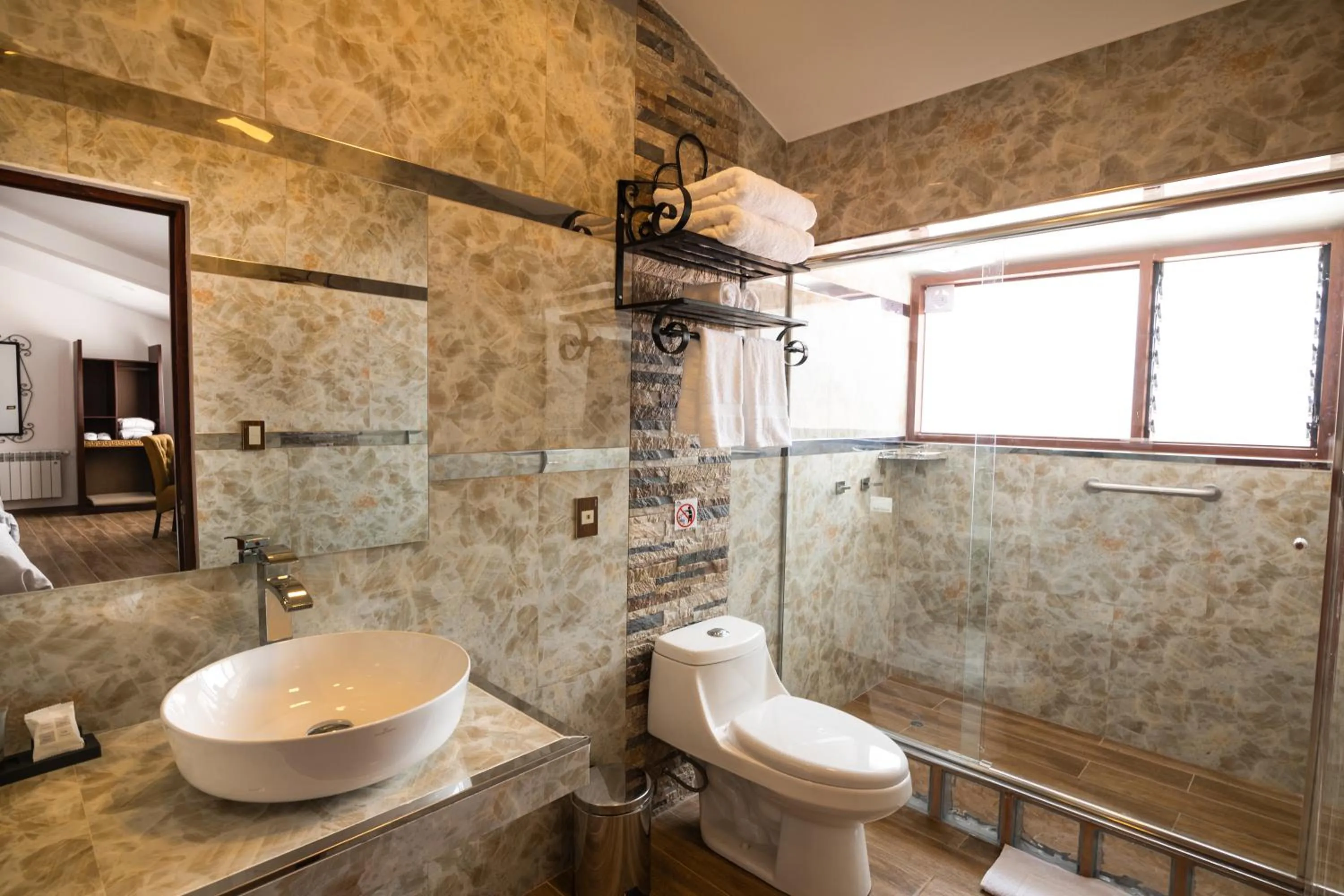 Bathroom in Hotel Hacienda Cusco Centro Historico