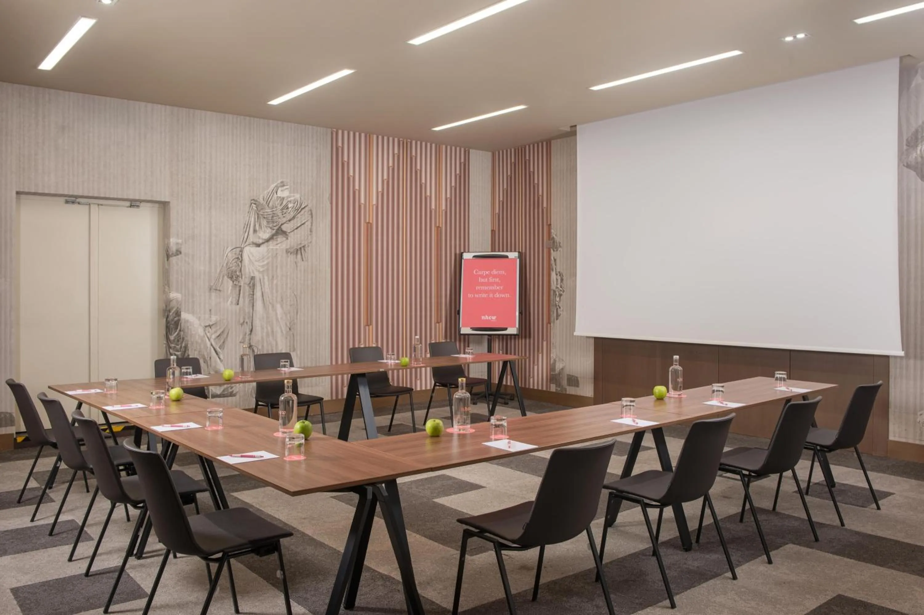Meeting/conference room in nhow Roma