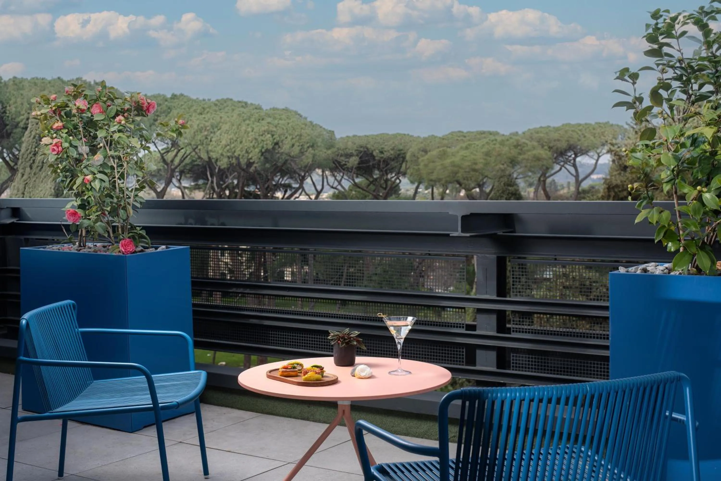 Photo of the whole room in nhow Roma