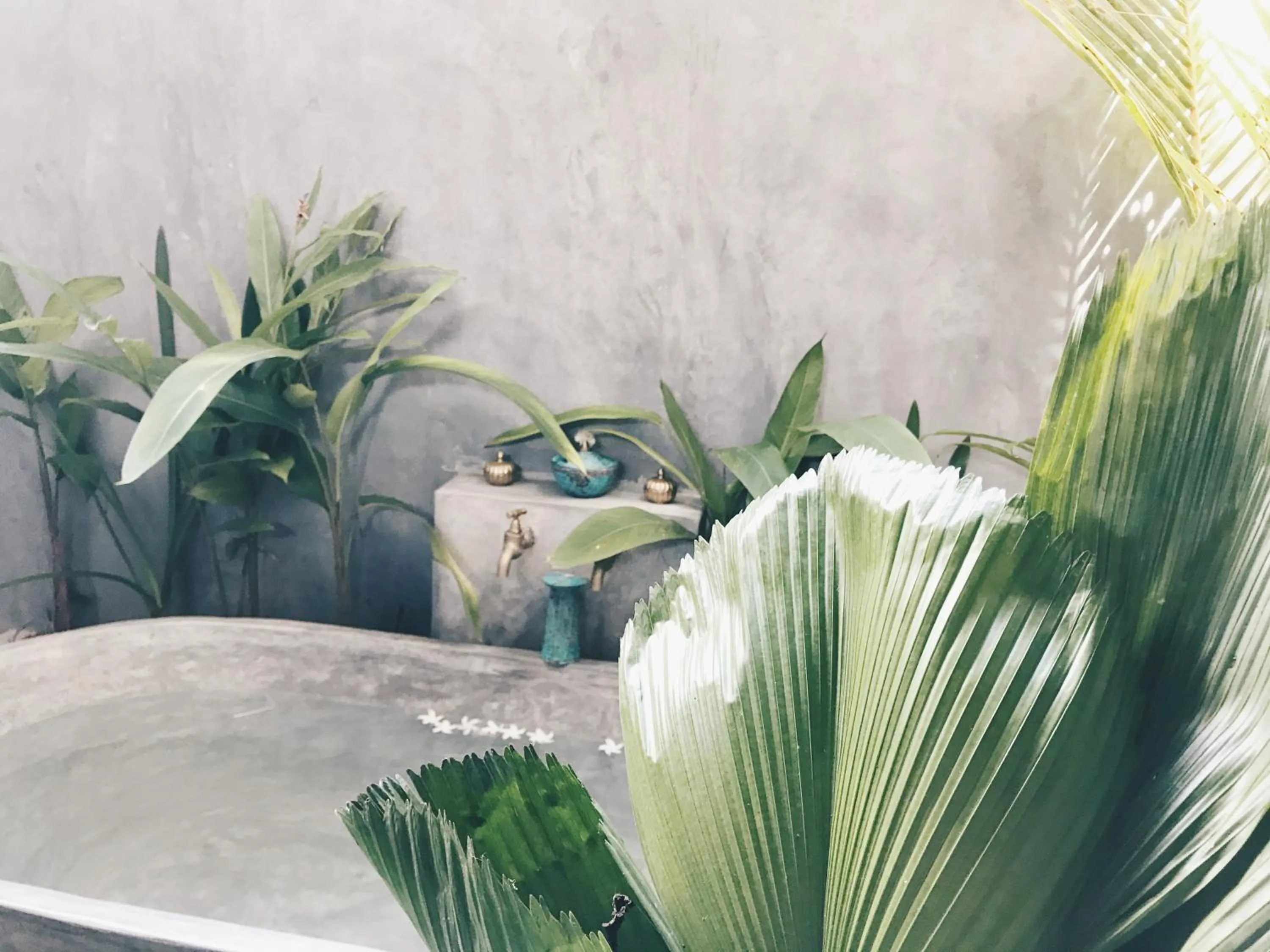 Bath in Morena Boutique Hotel Weligama