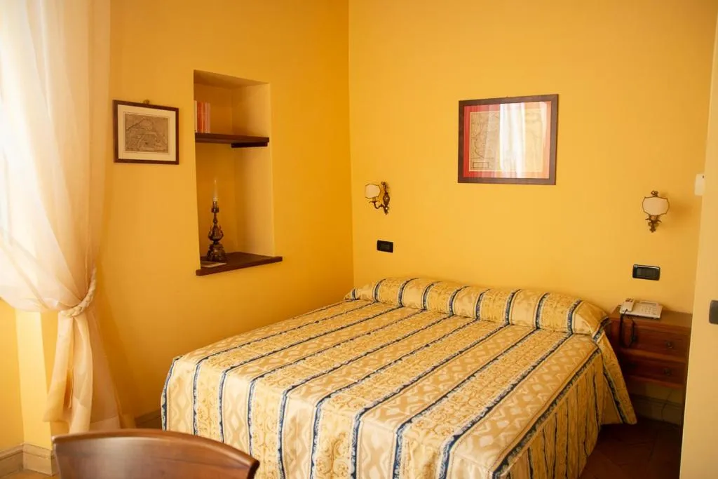 Bed in Palazzo Leti Residenza d'Epoca