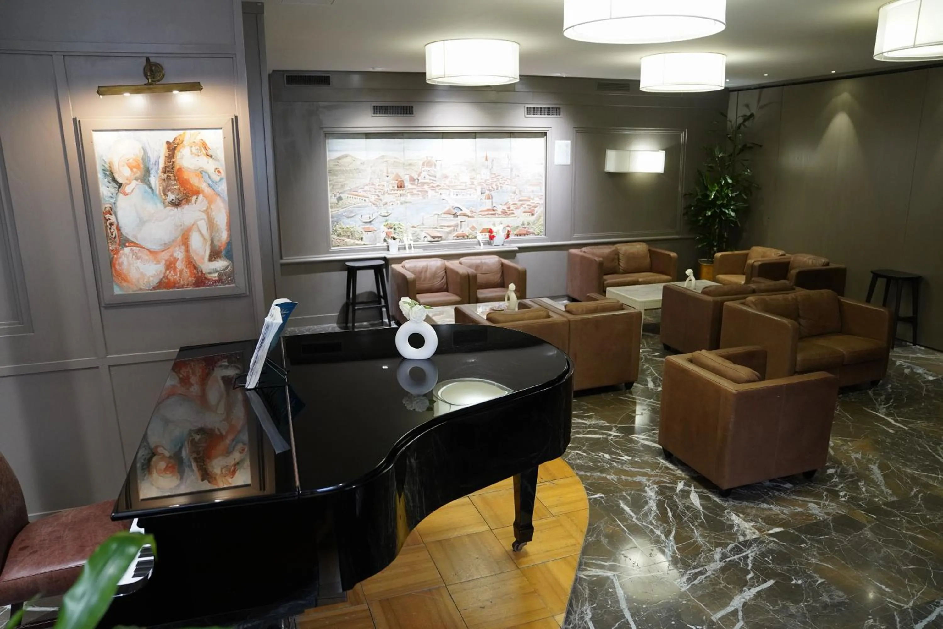 Communal lounge/ TV room in Hotel Grifone Firenze - Meetings & Spa