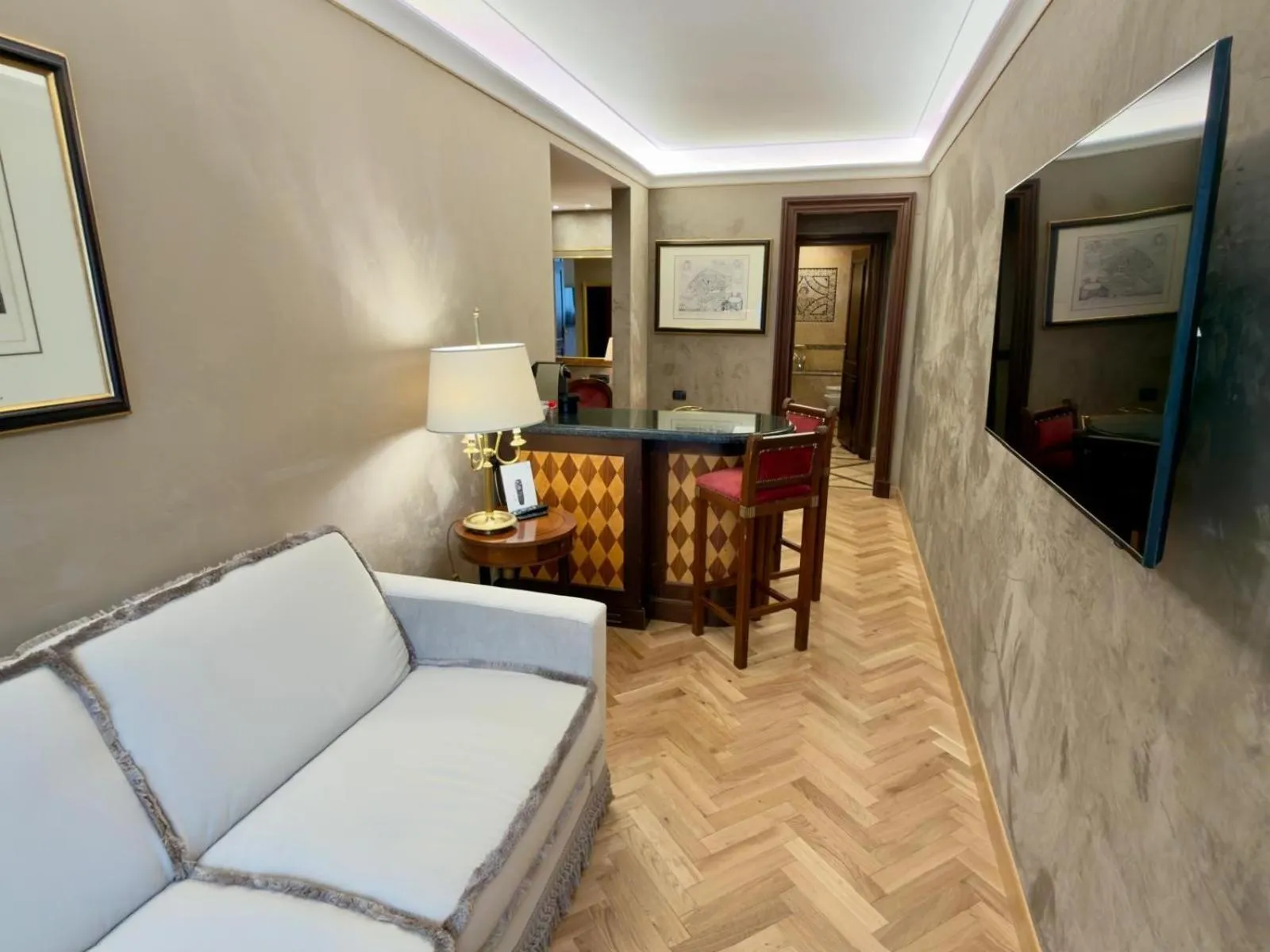 Living room in River Chateau Hotel