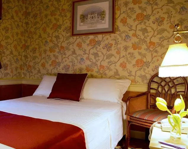 Bed in Hotel Milano Regency