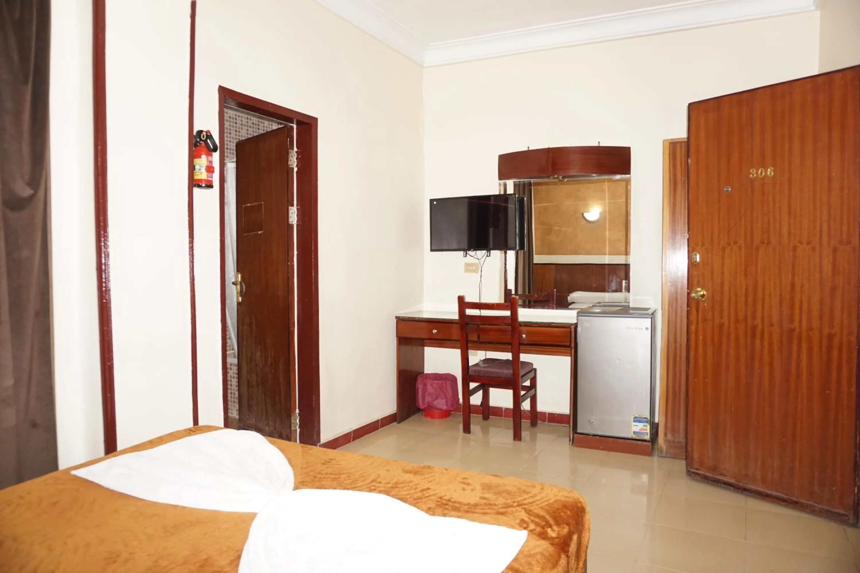 Bed in New Saint Catherine Hotel