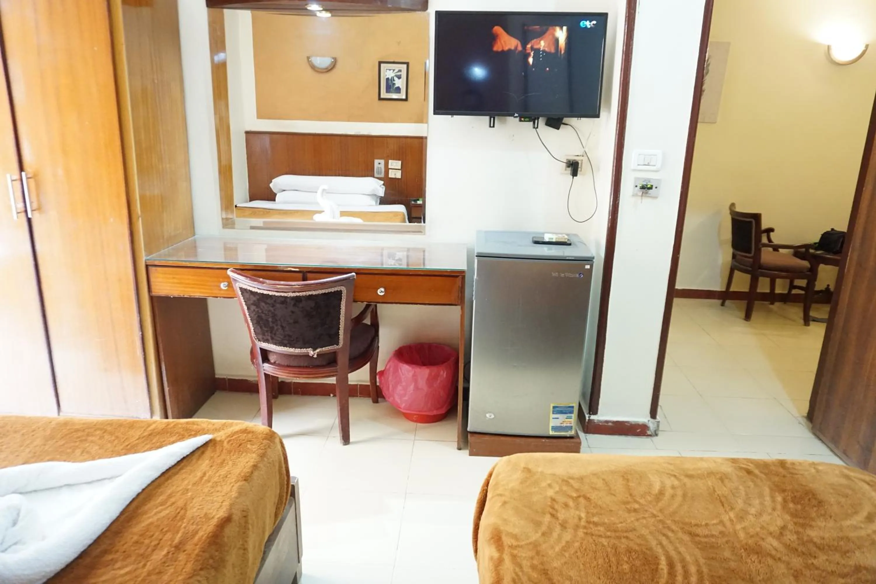 TV and multimedia, Bed in New Saint Catherine Hotel