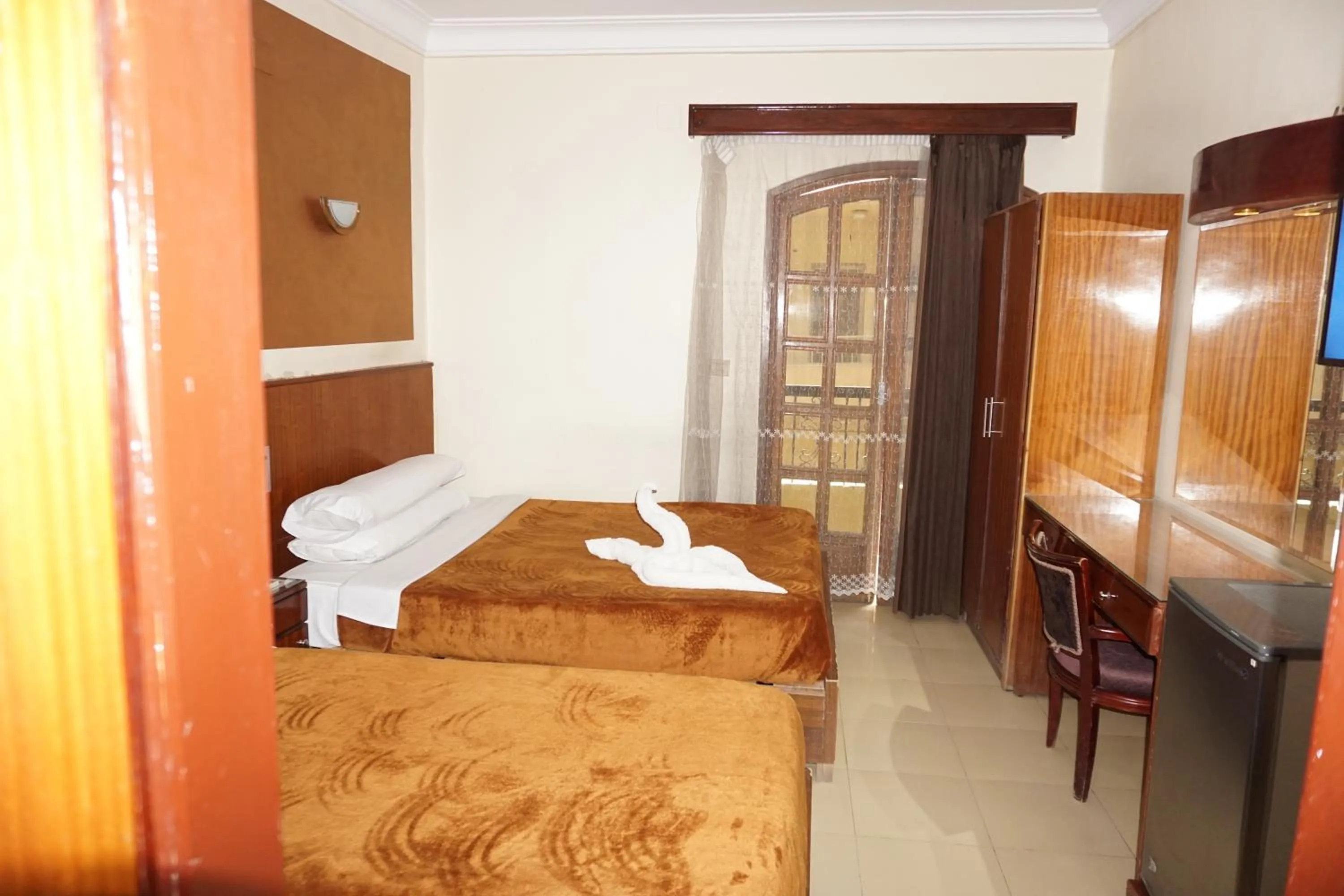 Balcony/Terrace, Bed in New Saint Catherine Hotel