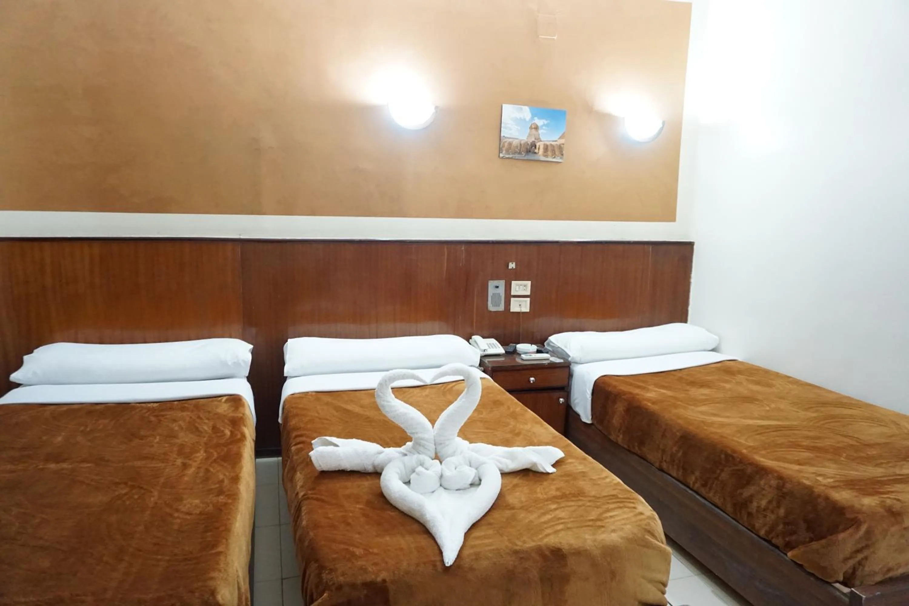 Bed in New Saint Catherine Hotel