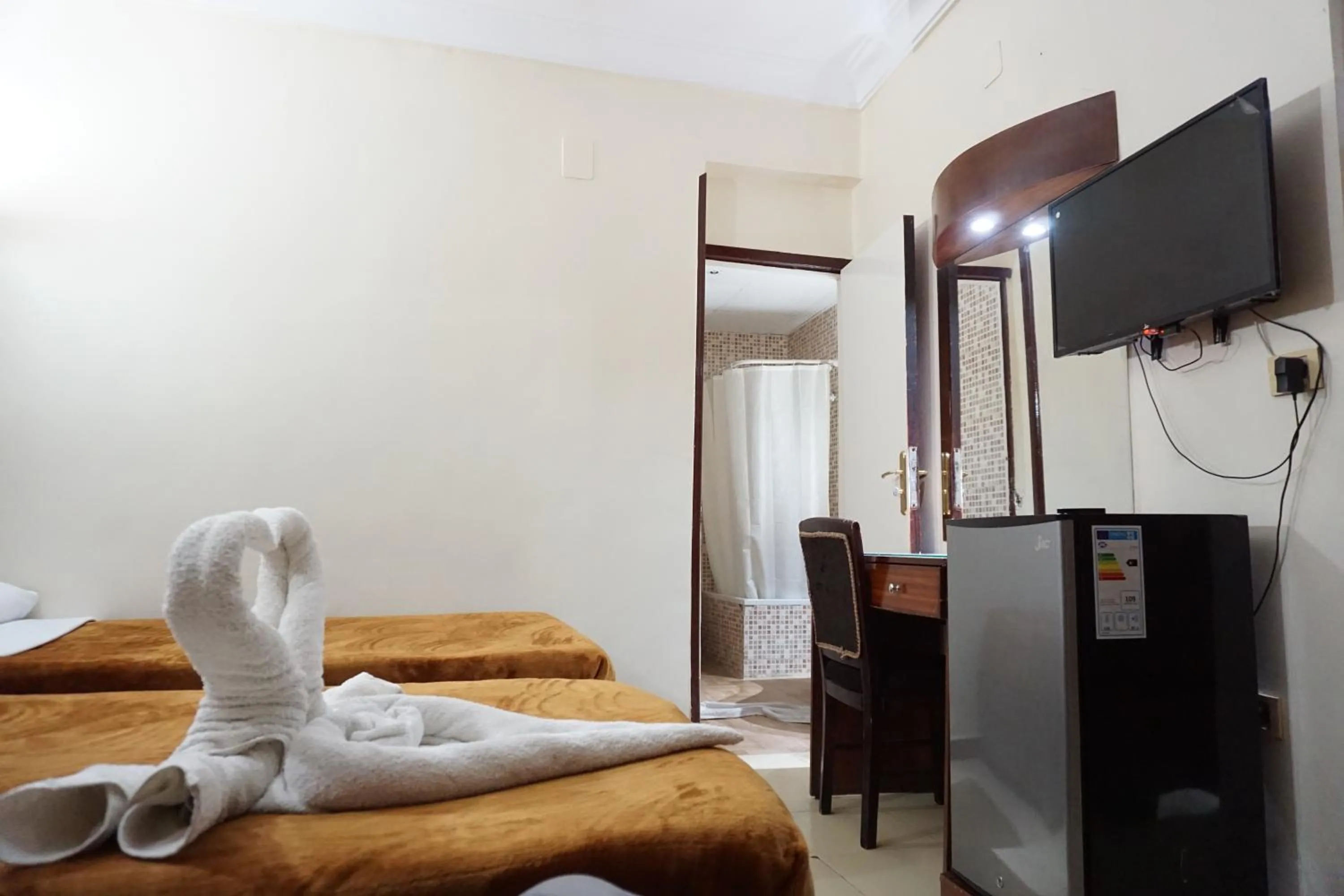 Bed in New Saint Catherine Hotel