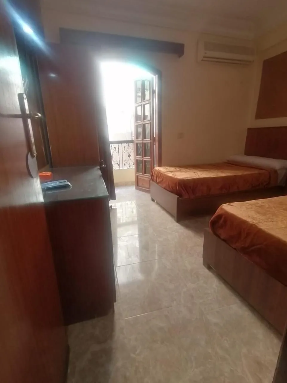 Photo of the whole room, Bed in New Saint Catherine Hotel