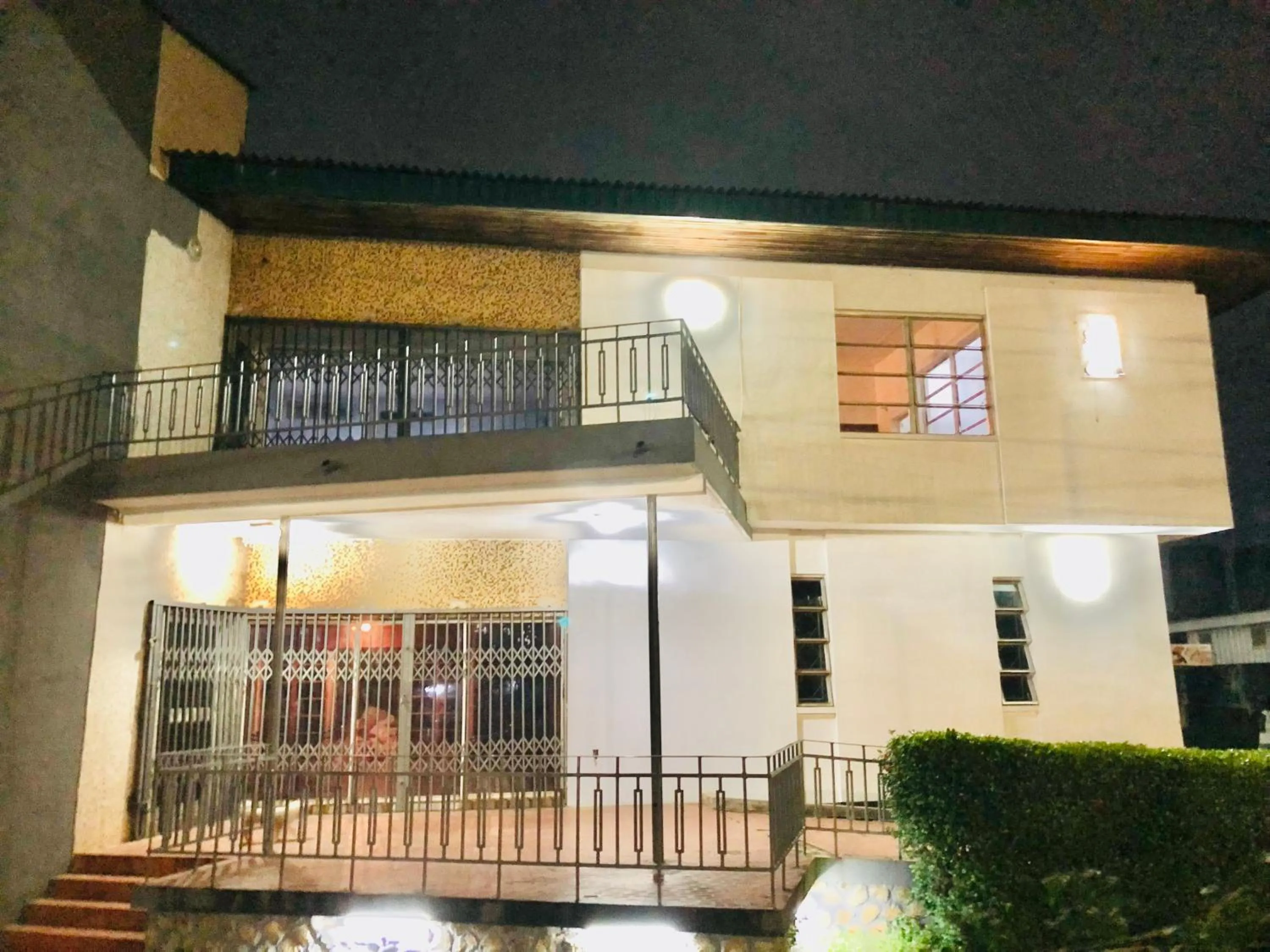 Property building in GRACE LODGE ONITSHA