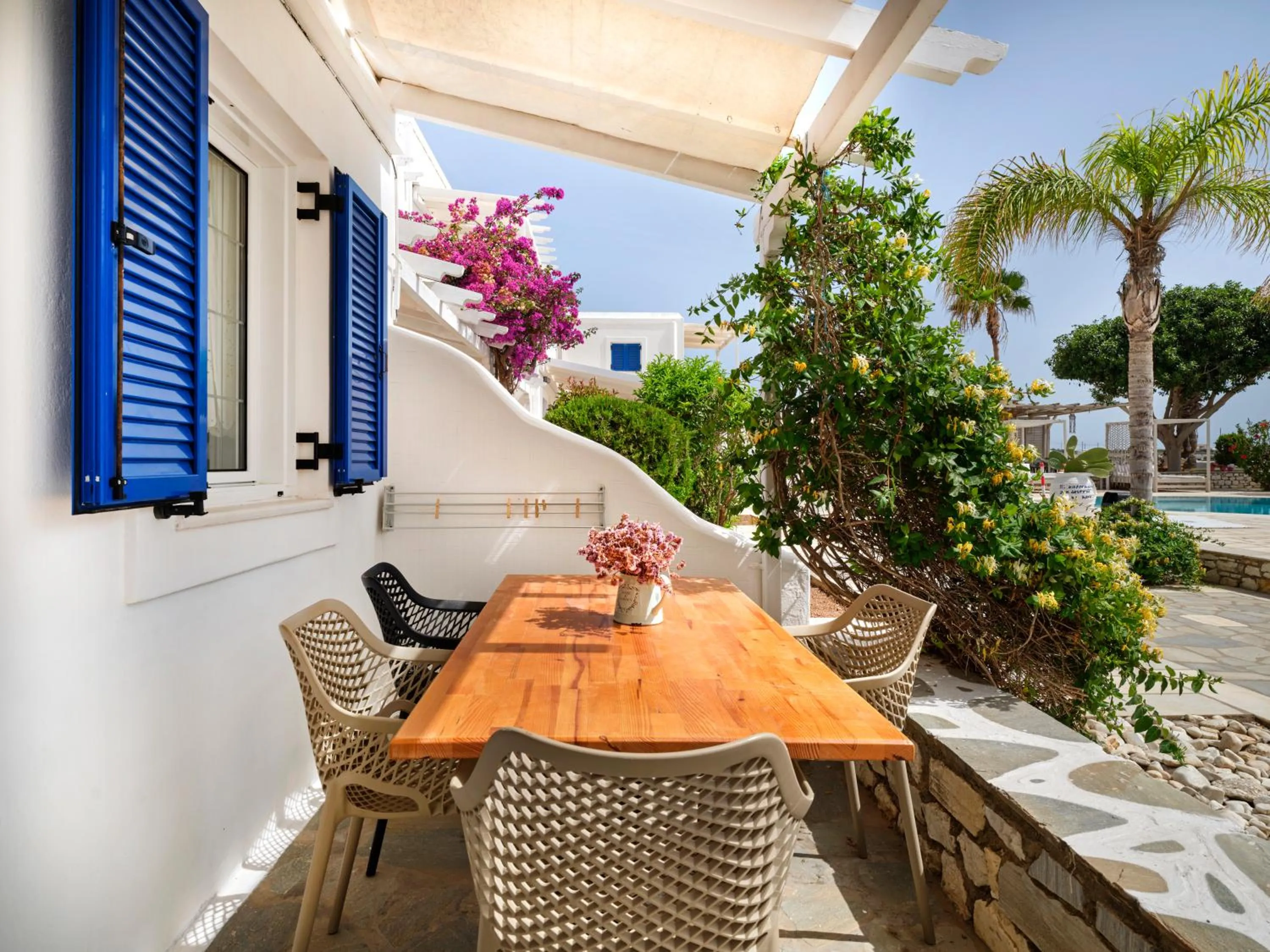 Patio in Fyrogenis palace