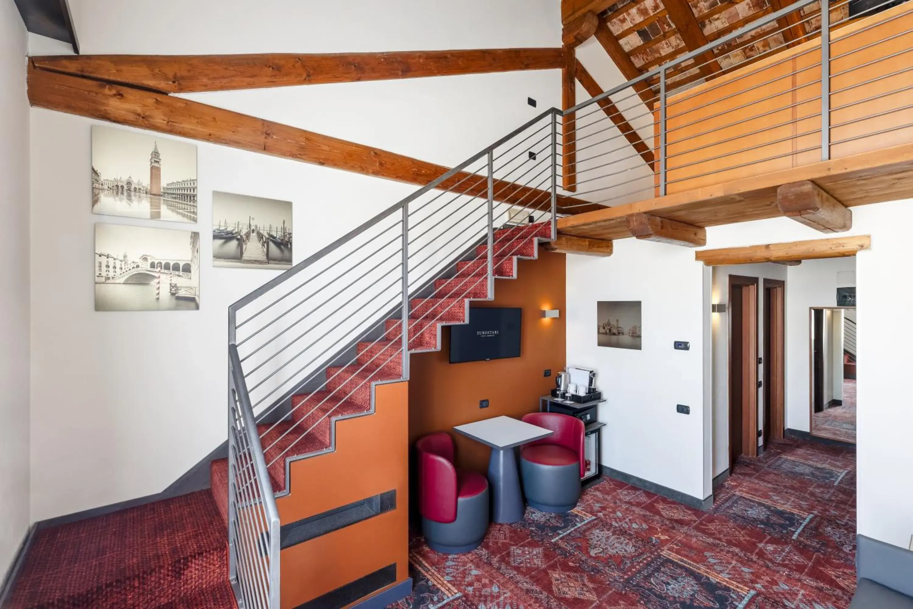 Suite with Canal View in Eurostars Residenza Cannaregio Suite with Canal View in Eurostars Residenza Cannaregio