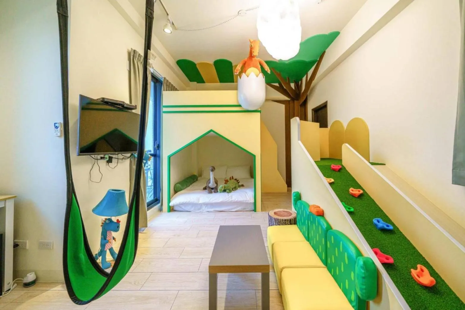 Bed in Sunlight Forest Homestay