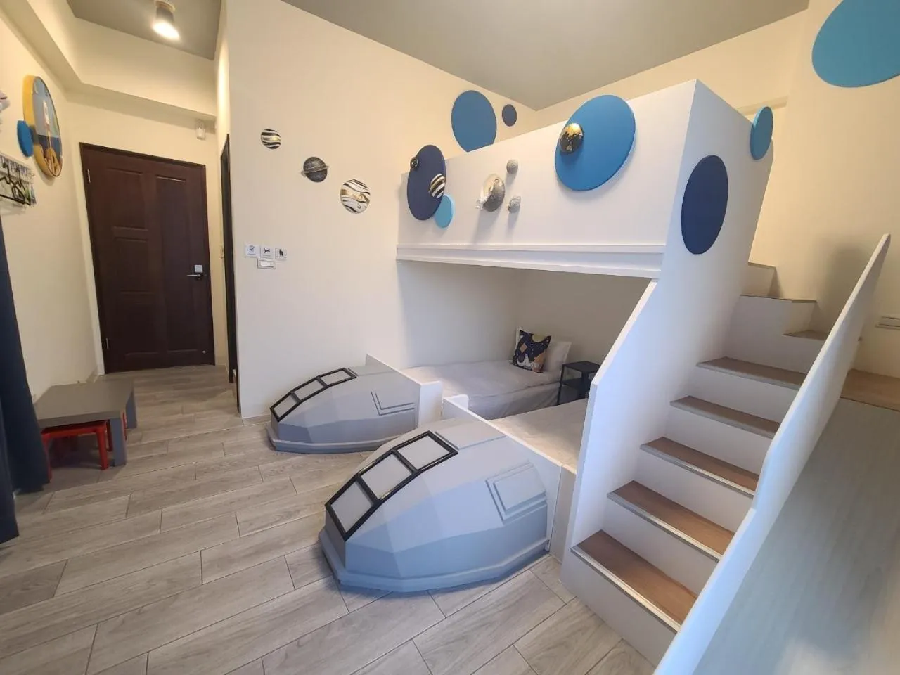 bunk bed in Sunlight Forest Homestay