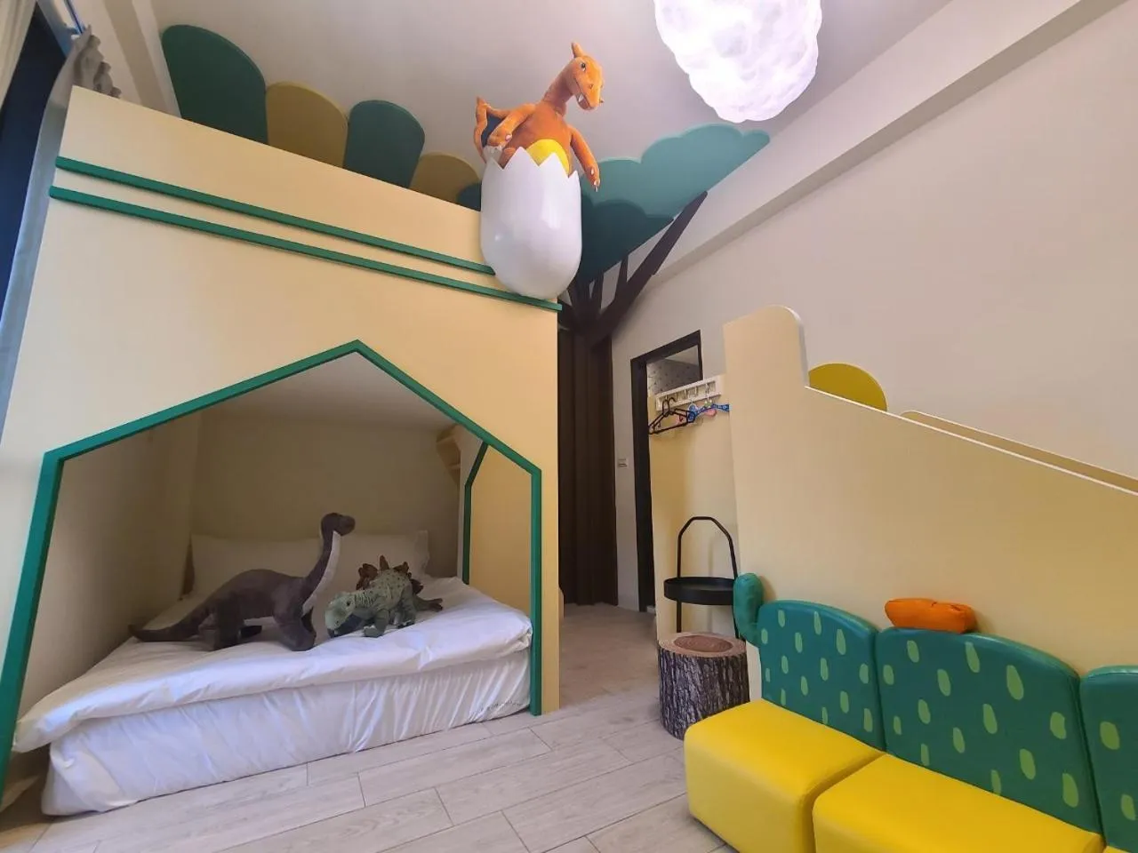 Bedroom, Bed in Sunlight Forest Homestay