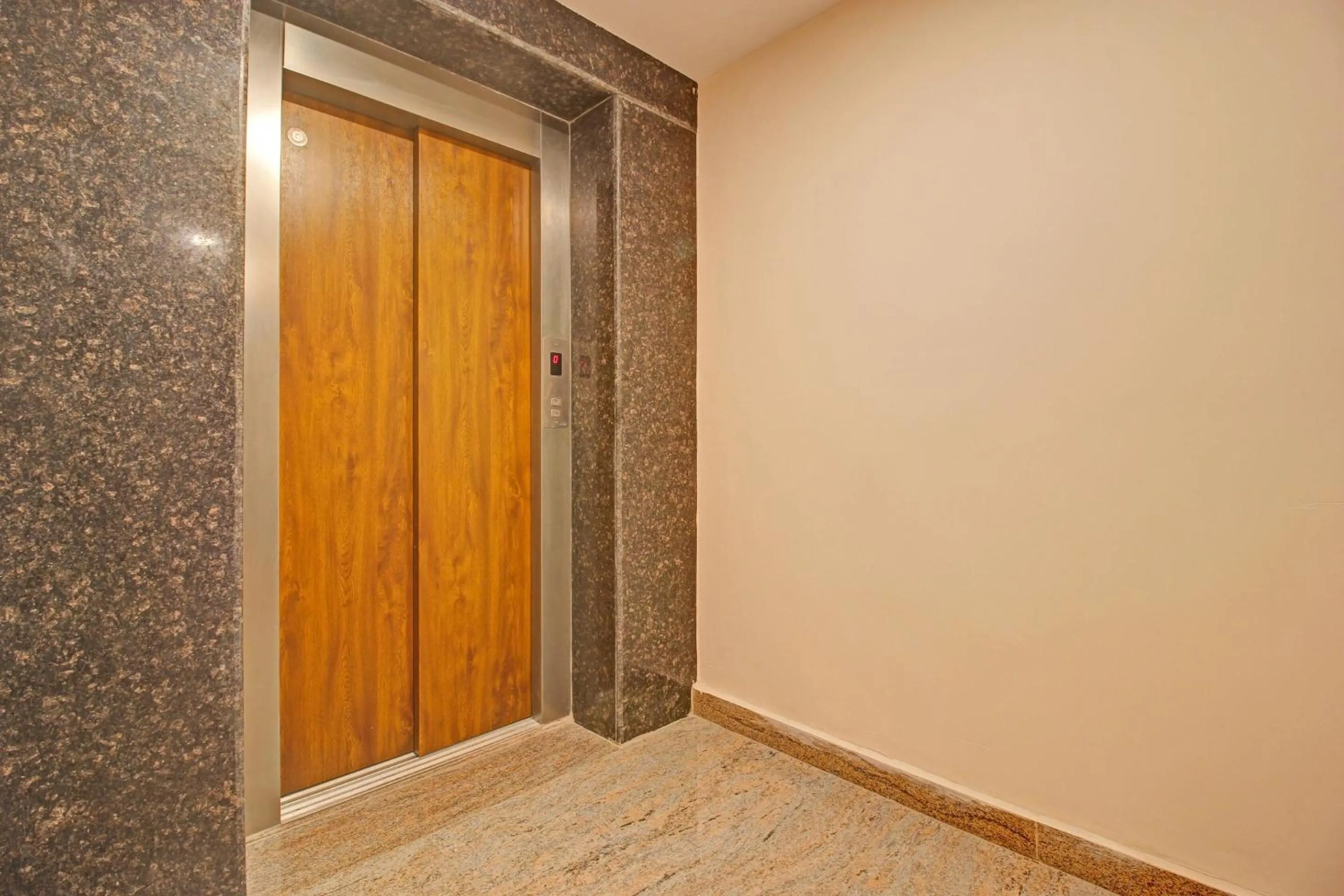 Lobby or reception in Townhouse Whiteridge Gachibowli Near AIG Hospital