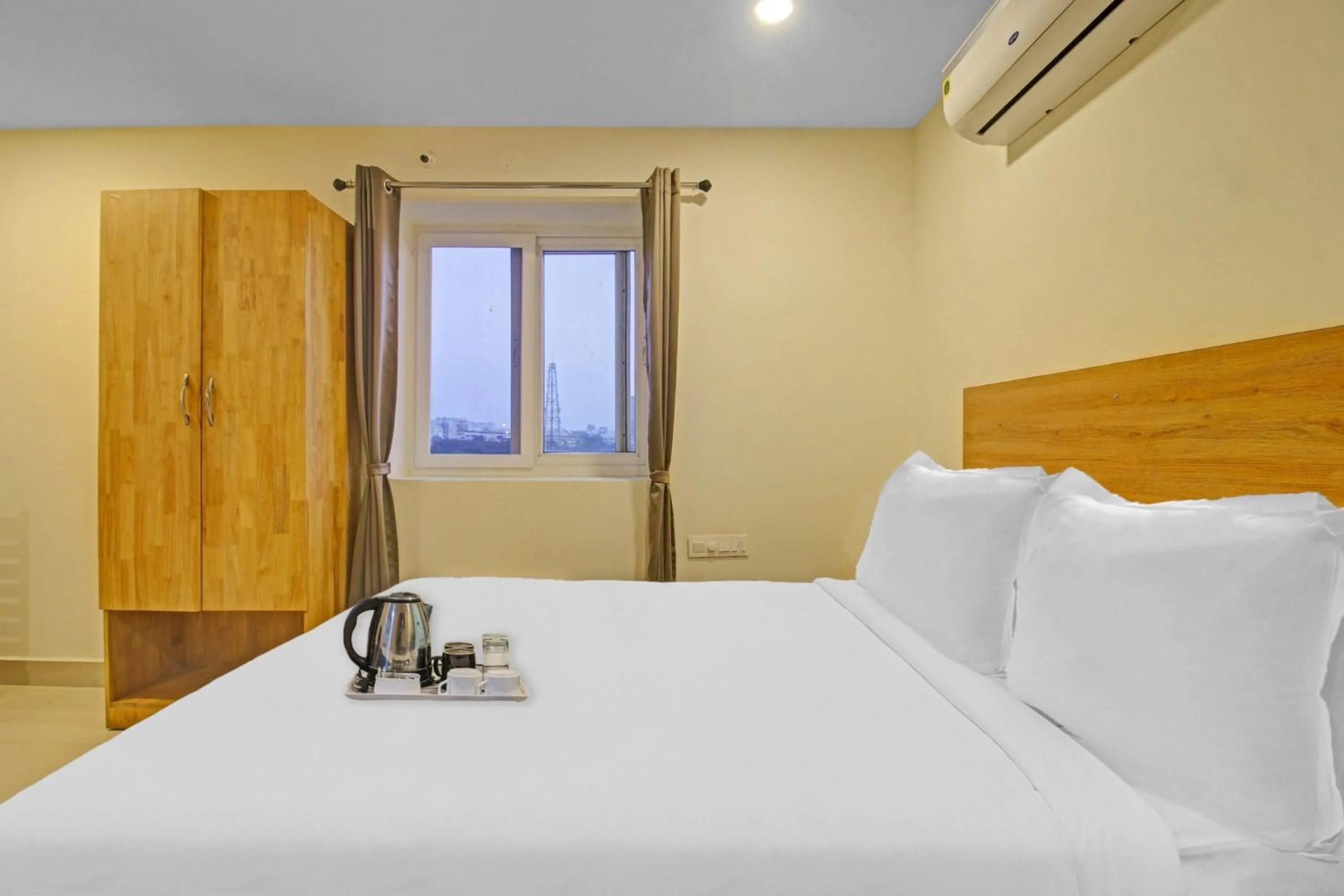 Bedroom, Bed in Townhouse Whiteridge Gachibowli Near AIG Hospital