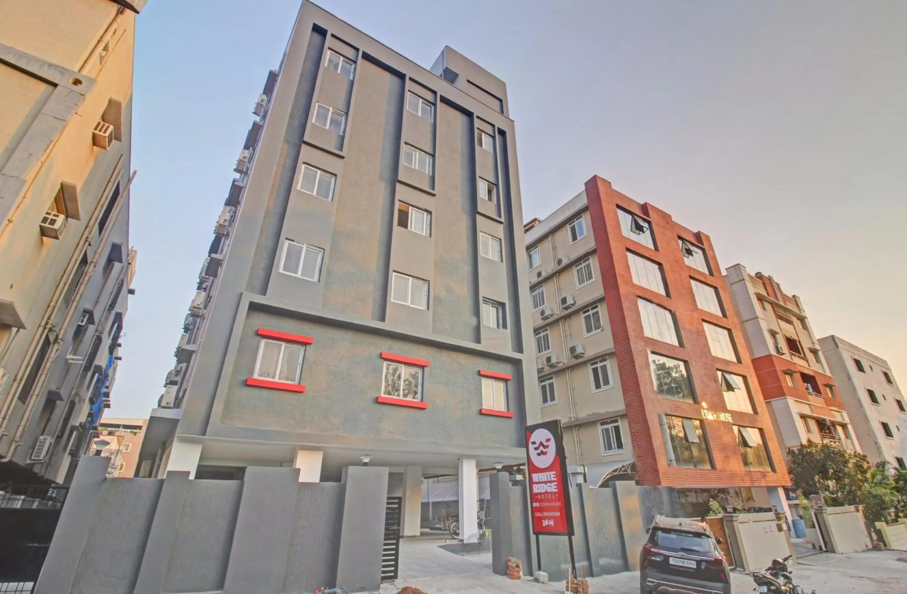 Facade/entrance in Townhouse Whiteridge Gachibowli Near AIG Hospital