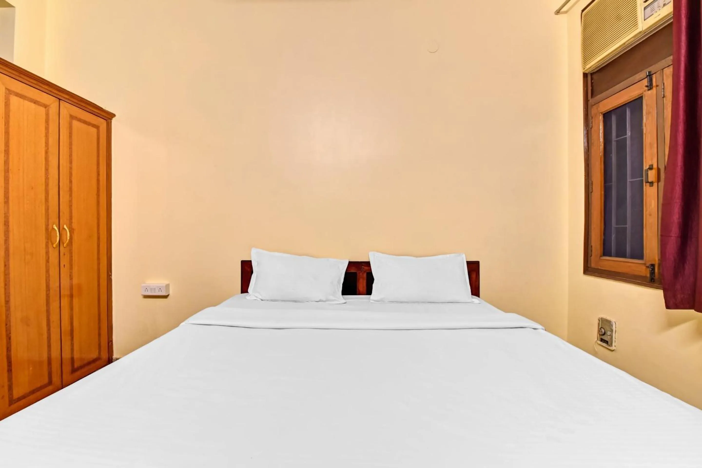 Lobby or reception in Hotel O Om Naman