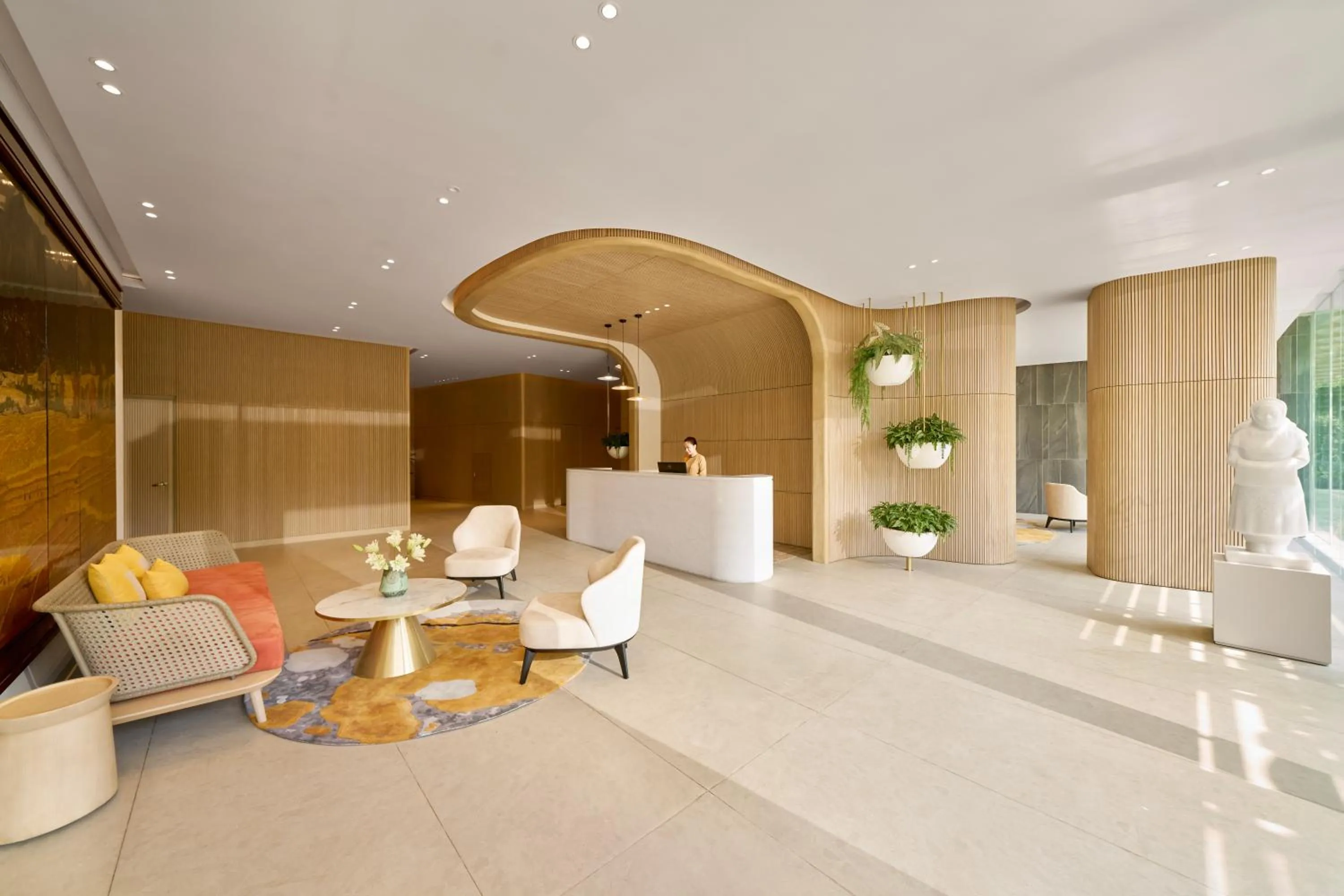 Lobby or reception in PARKROYAL Serviced Suites Hanoi