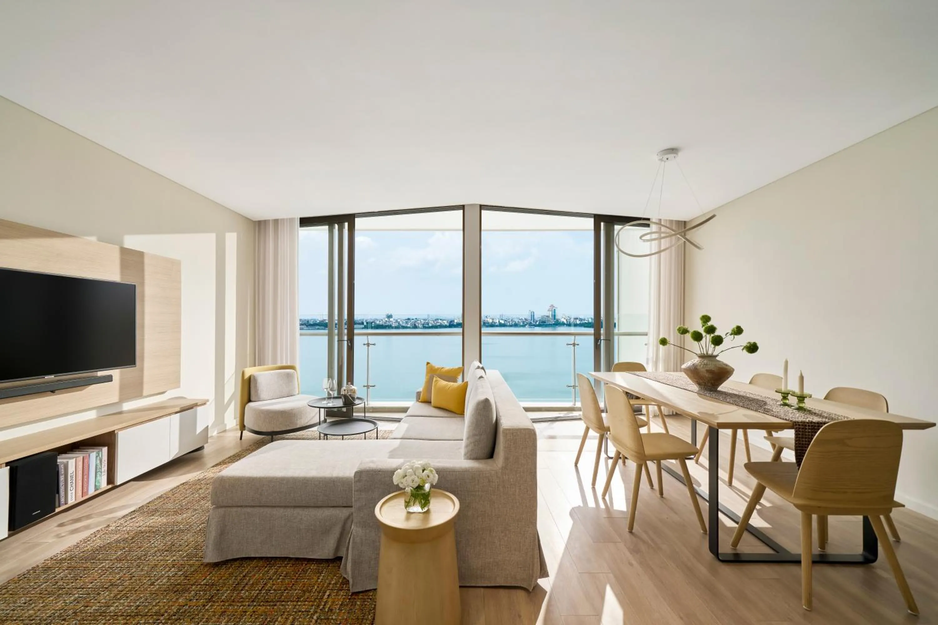 Living room, Bed in PARKROYAL Serviced Suites Hanoi