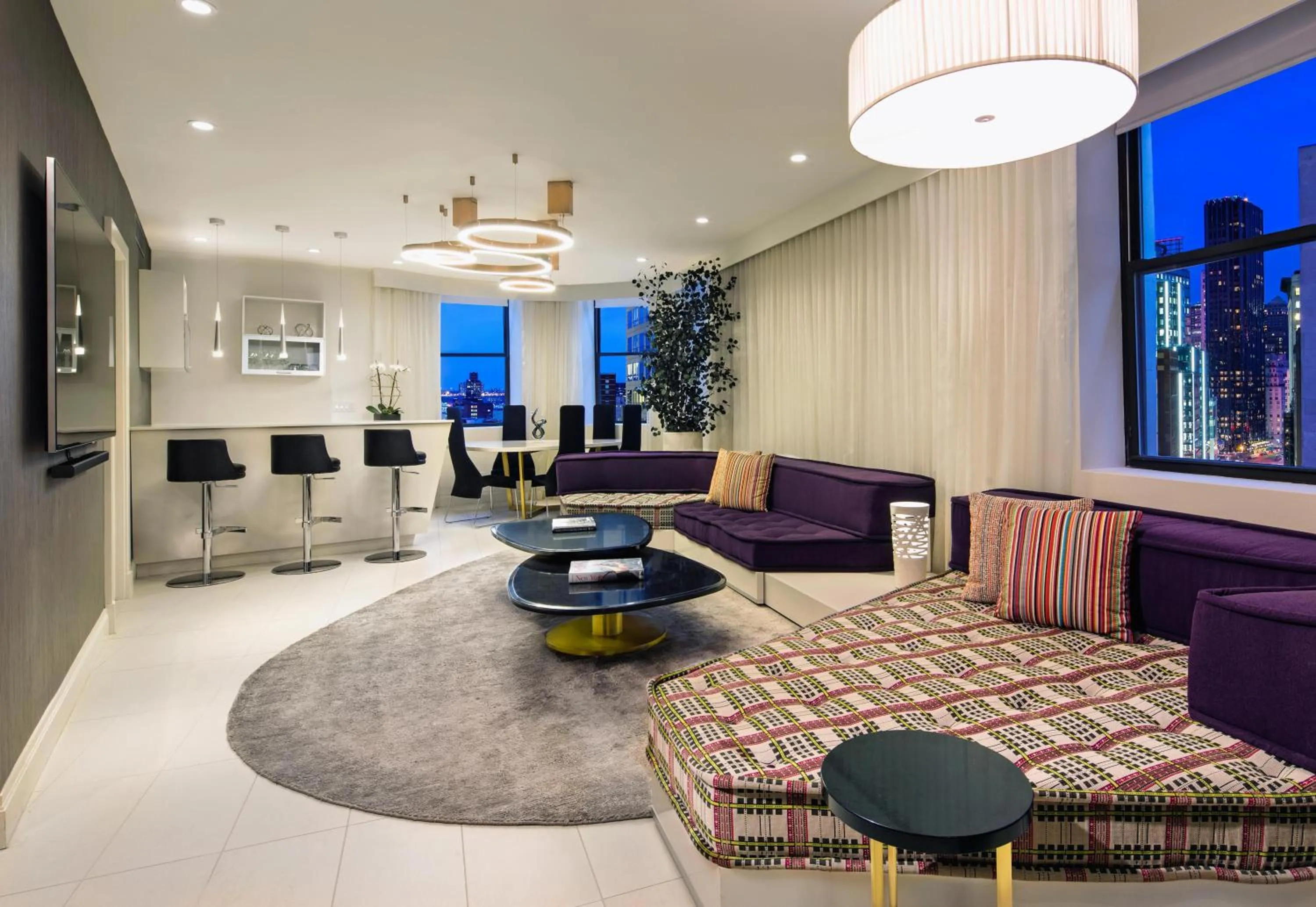 Photo of the whole room in Dream Midtown, by Hyatt