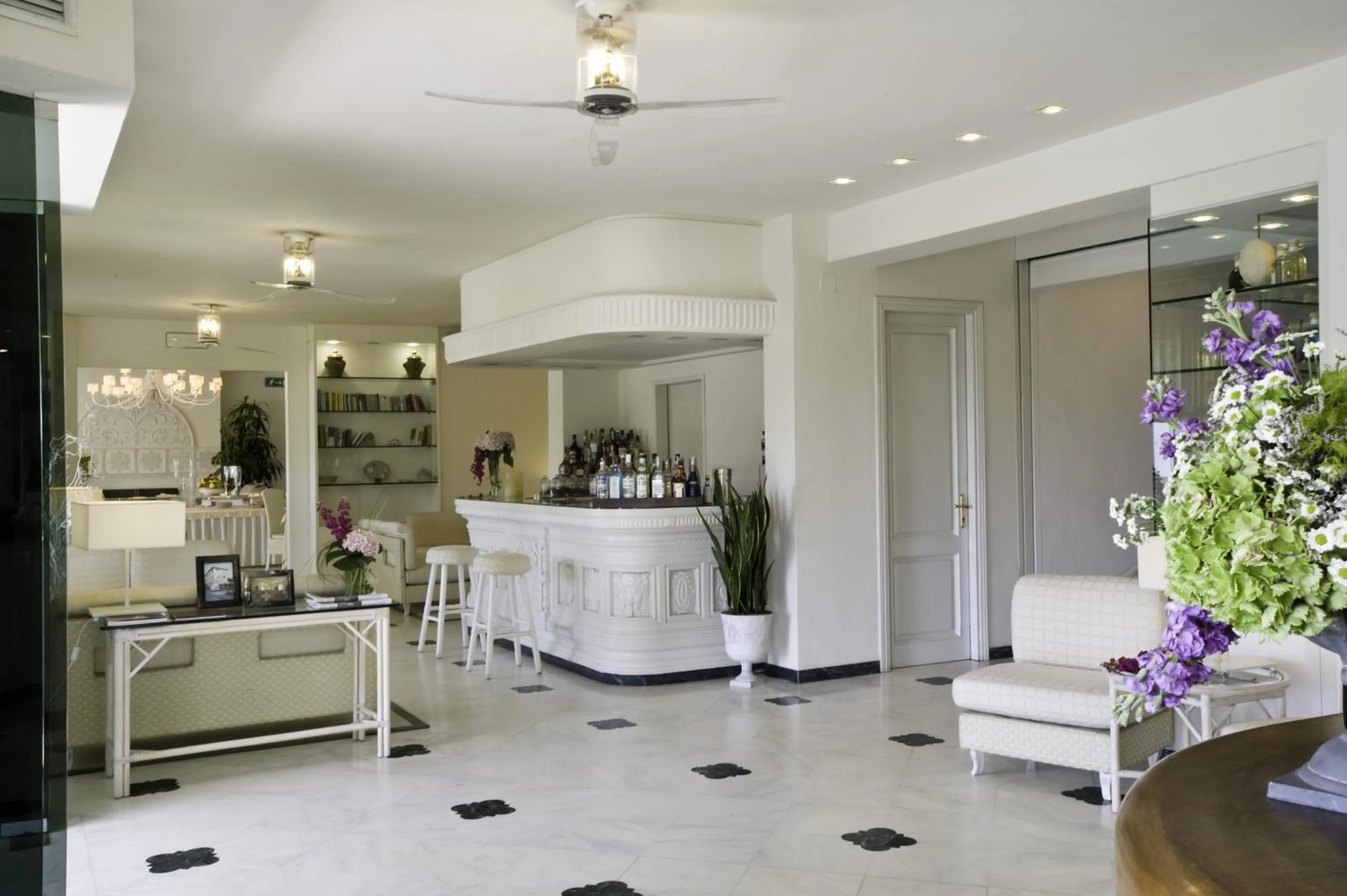 Lobby or reception in Hotel Il Negresco