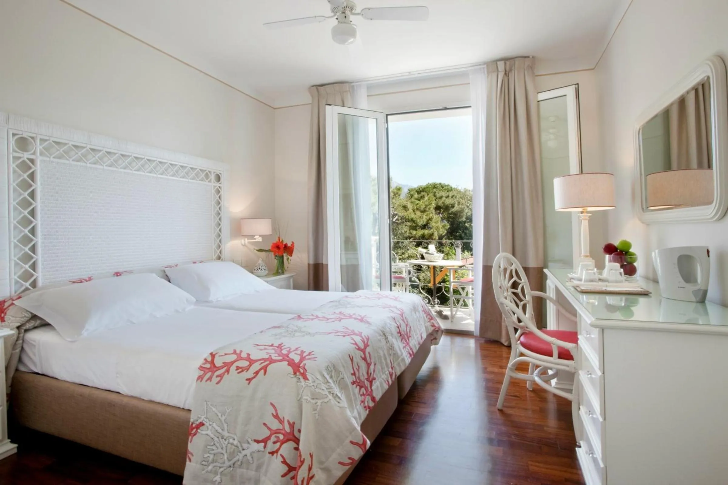 Photo of the whole room, Bed in Hotel Il Negresco