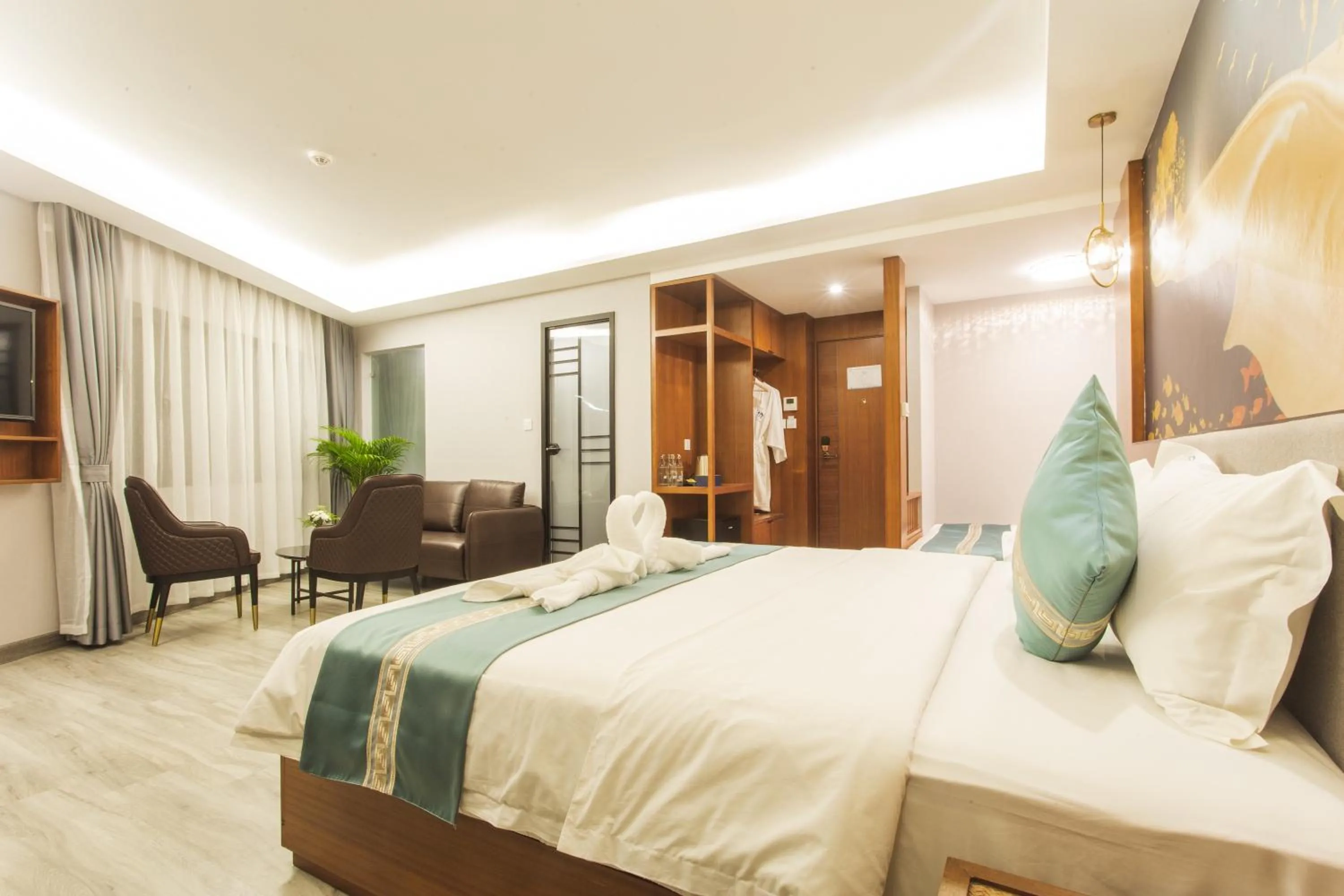 Photo of the whole room, Bed in Thapae Twins Hotel