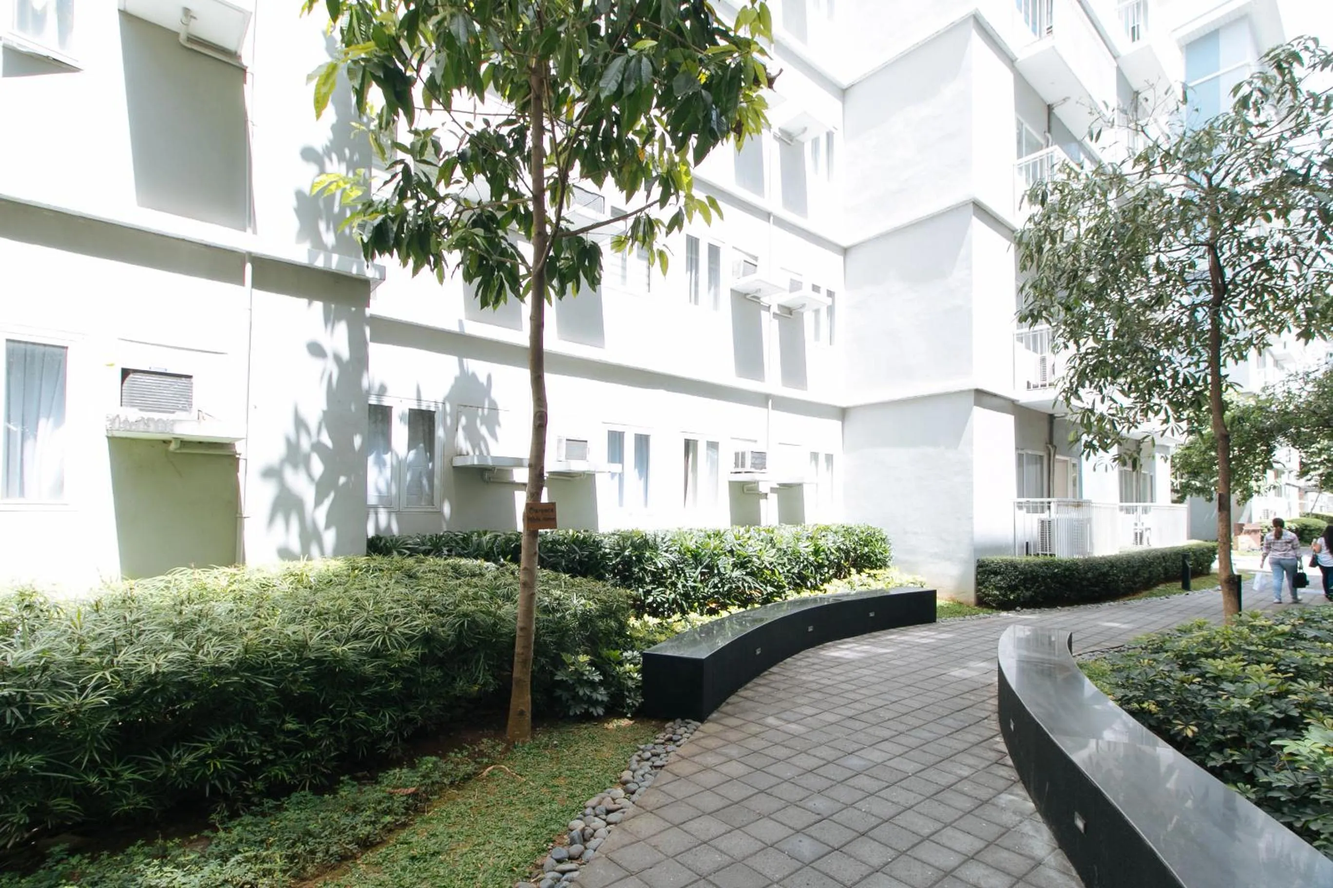 Garden view in Jamah's Staycation at SMDC Trees Residences by RedDoorz