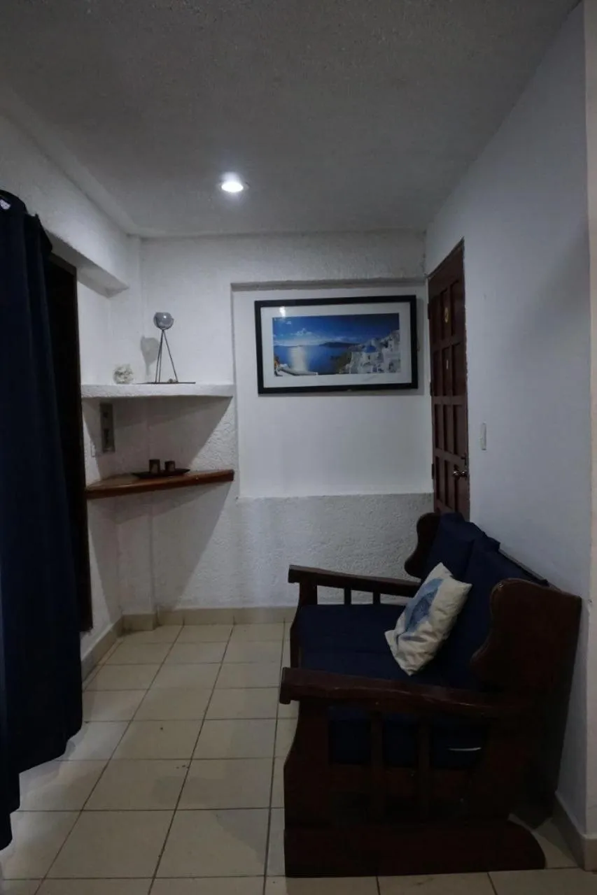 Living room in Hostelito Hotel