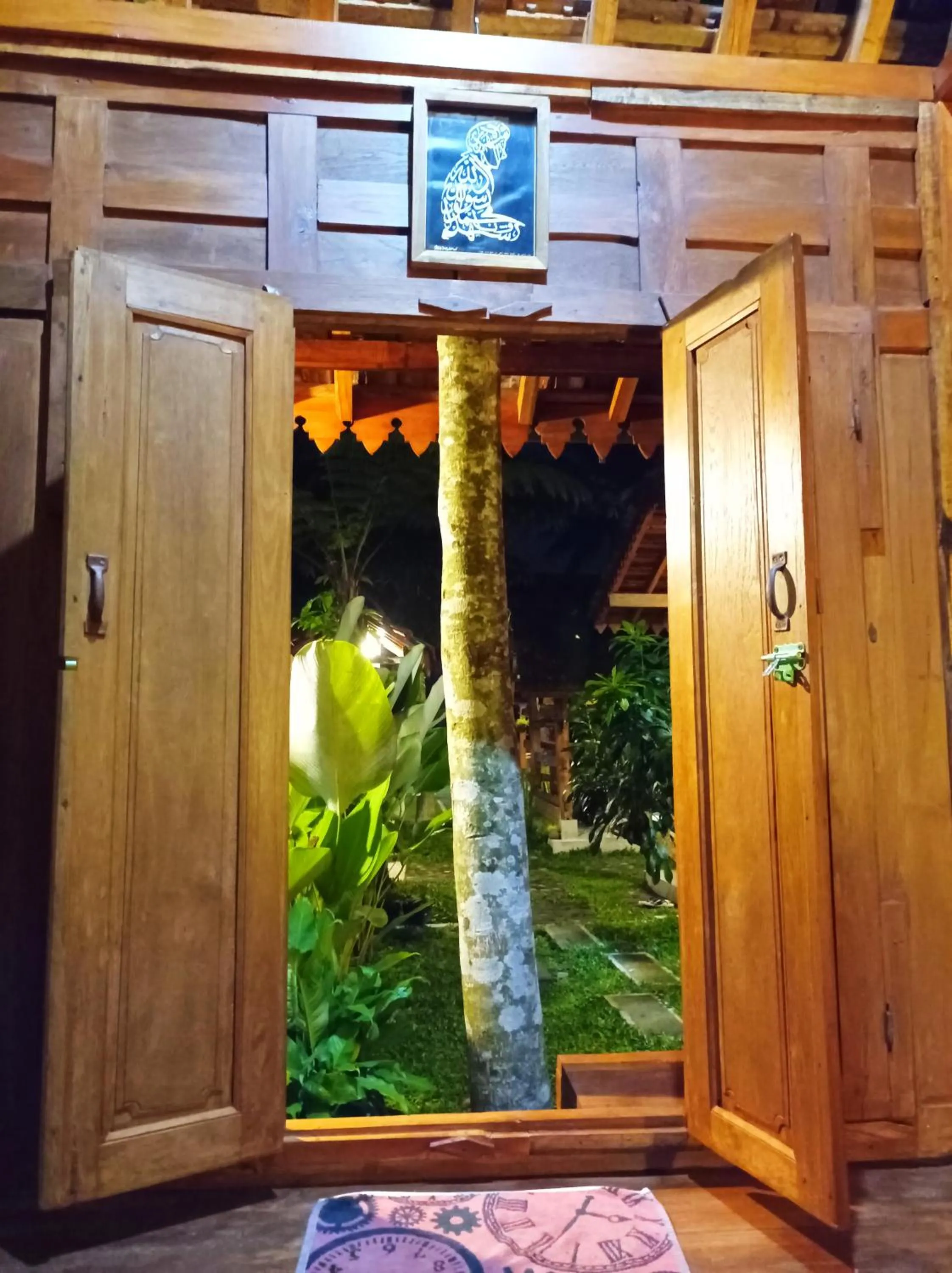 Angler Homestay & Joglo