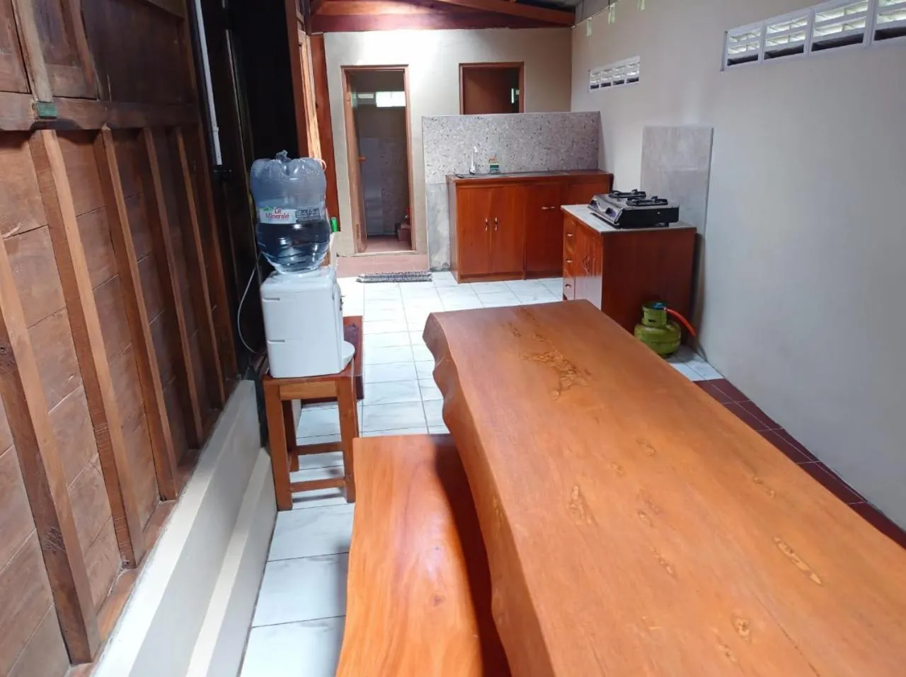 Angler Homestay & Joglo