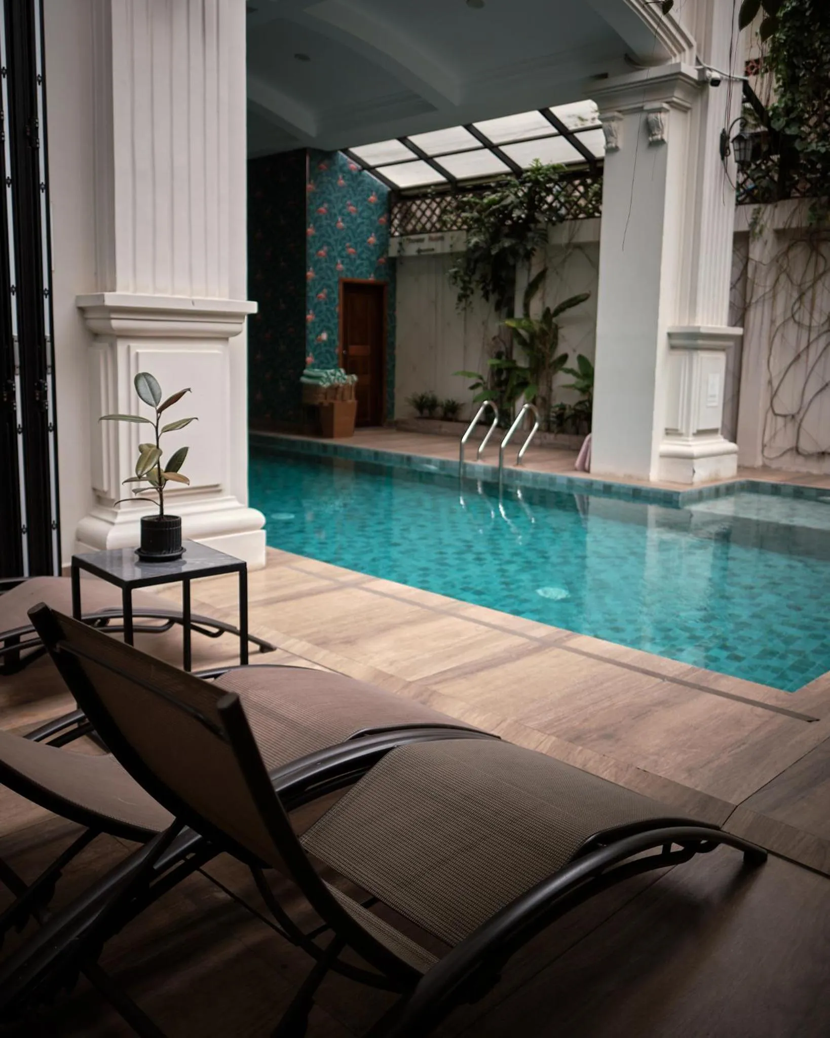 Pool view in Mettavary Hotel