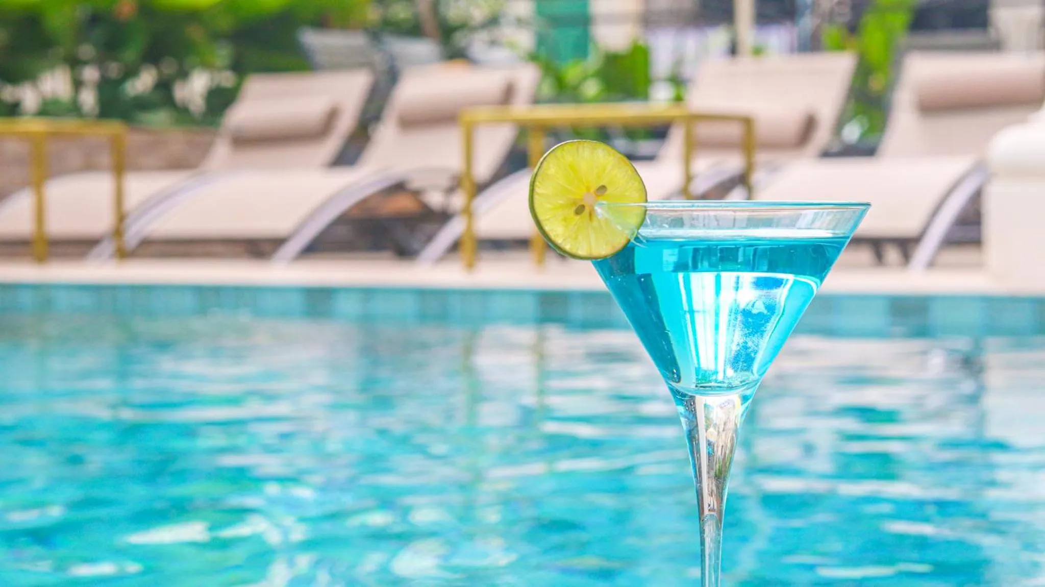 Pool view in Mettavary Hotel