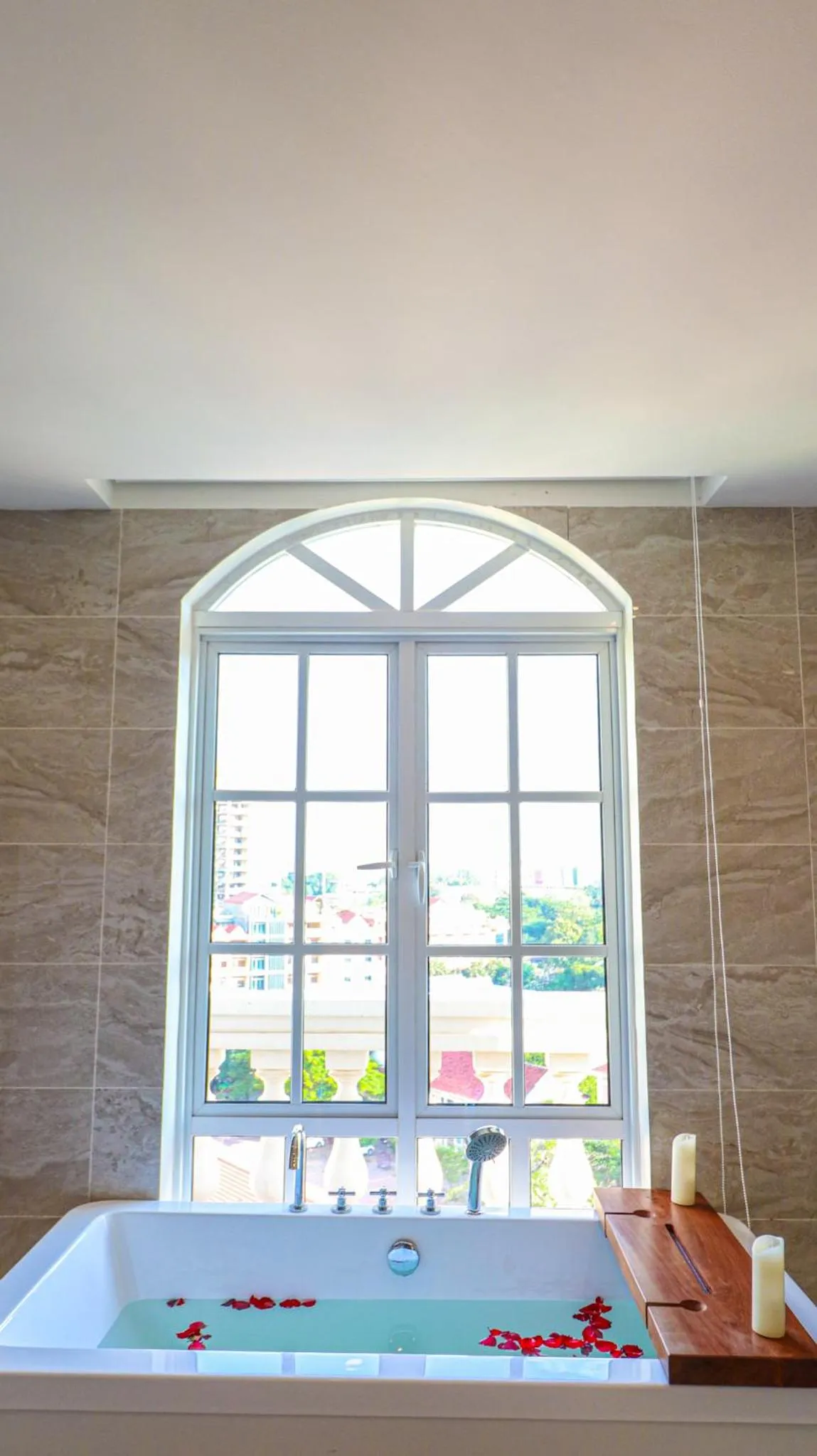 Bath in Mettavary Hotel