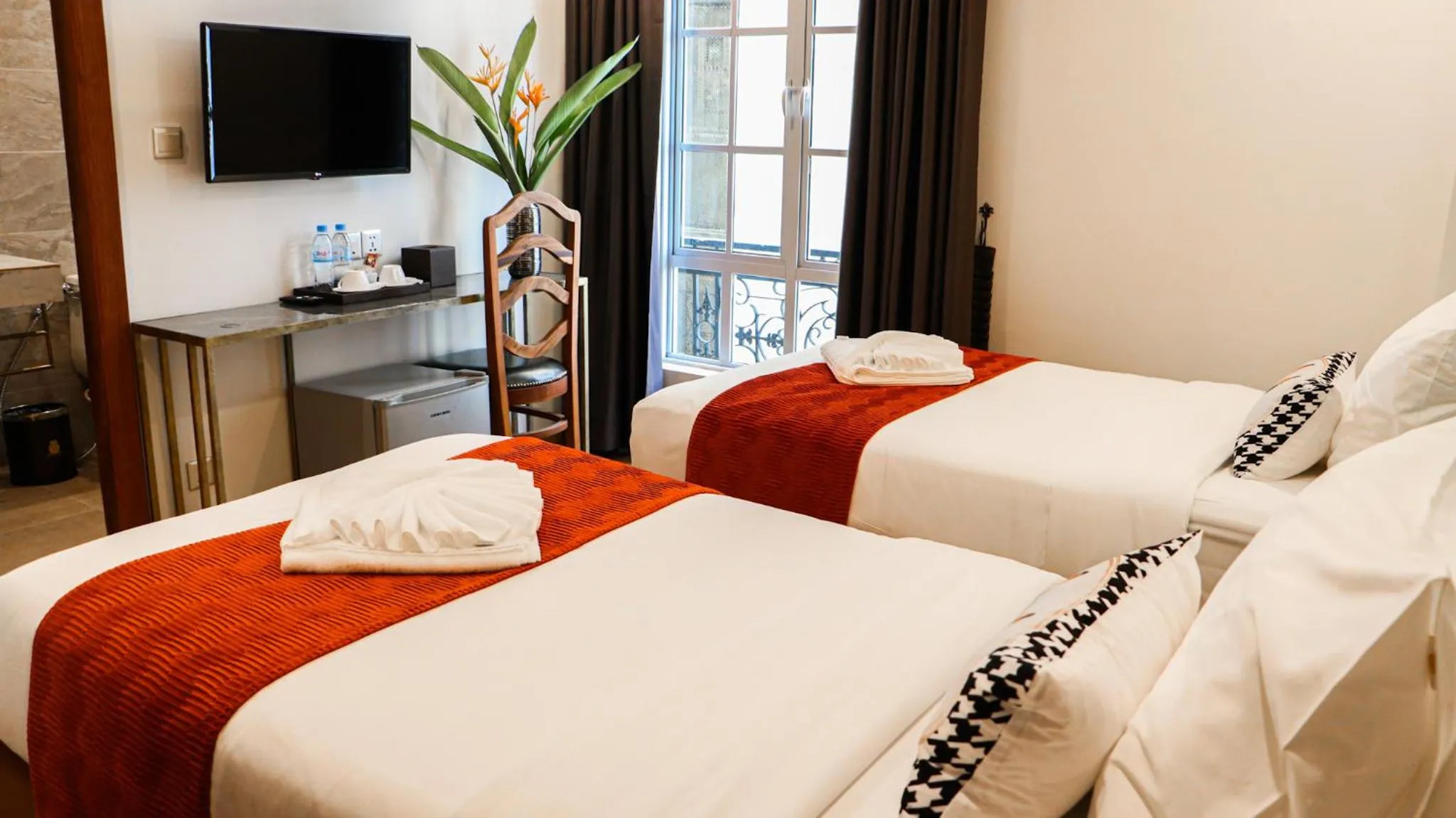 Bed in Mettavary Hotel