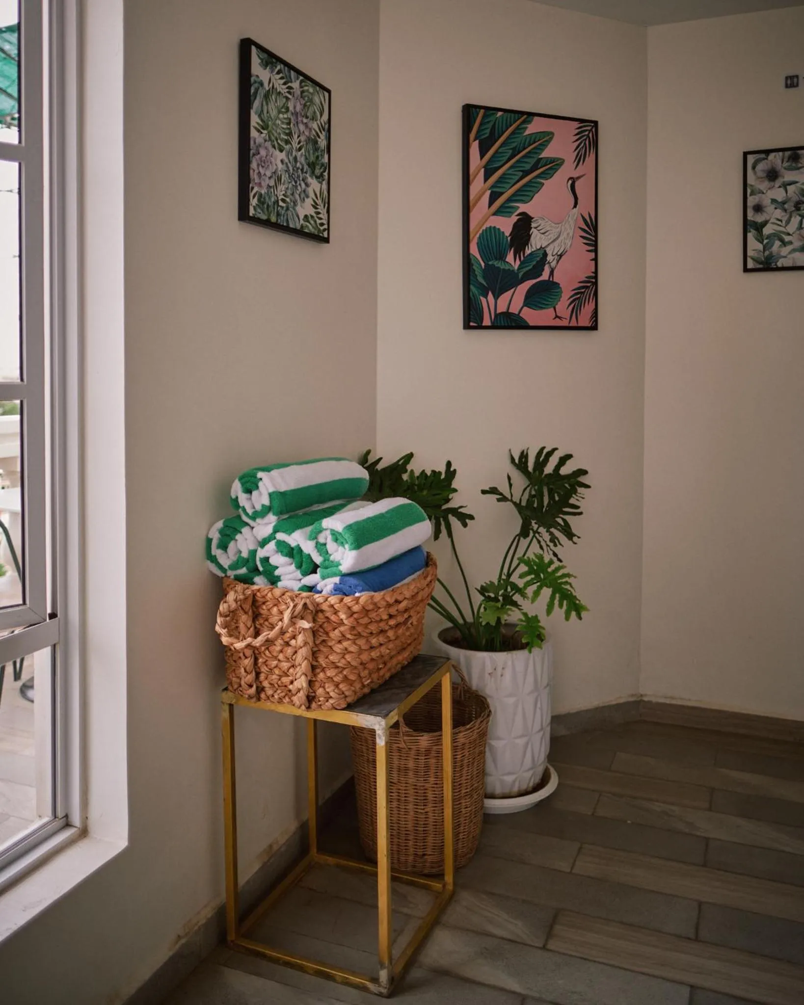 Swimming pool in Mettavary Hotel