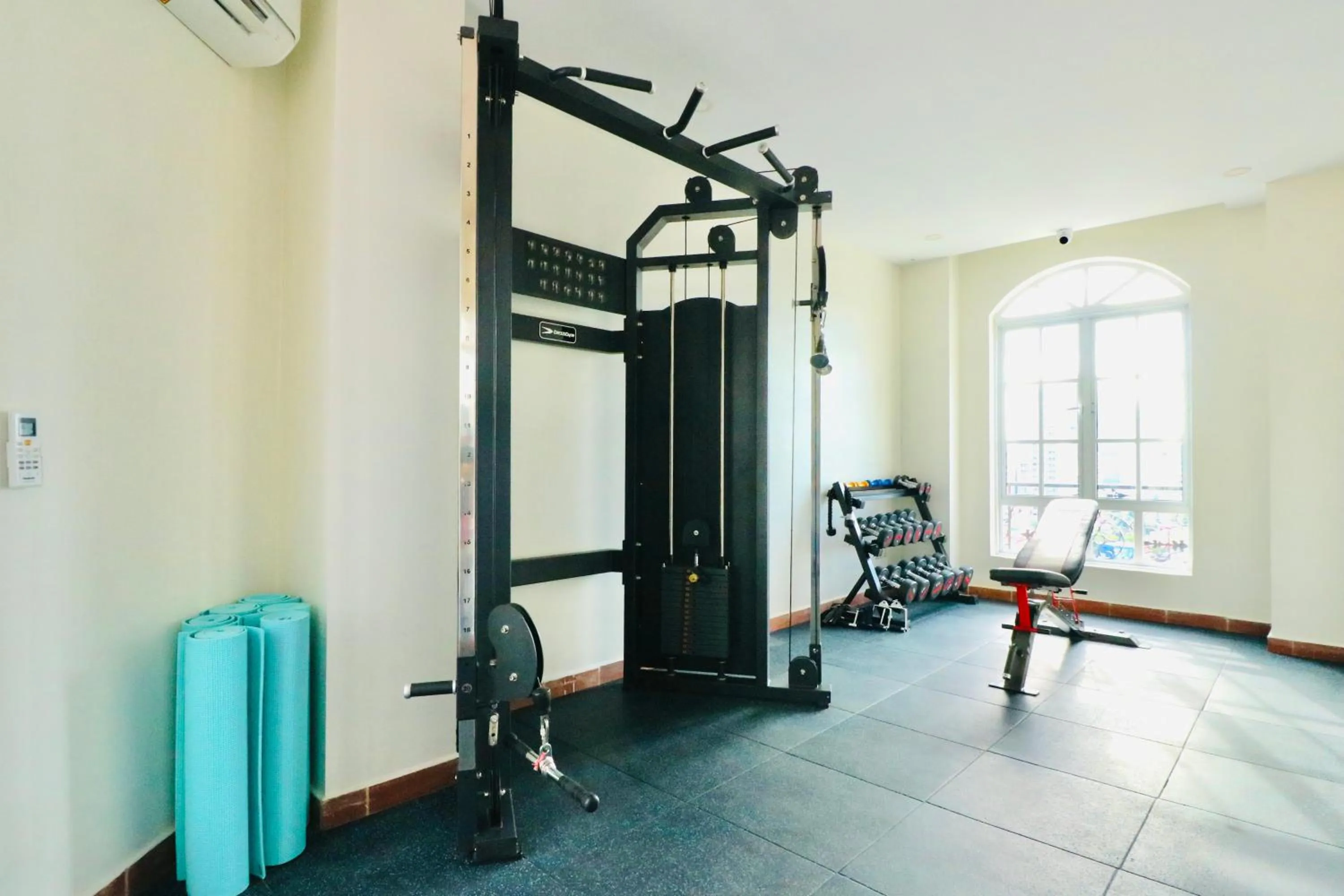 Fitness centre/facilities in Mettavary Hotel
