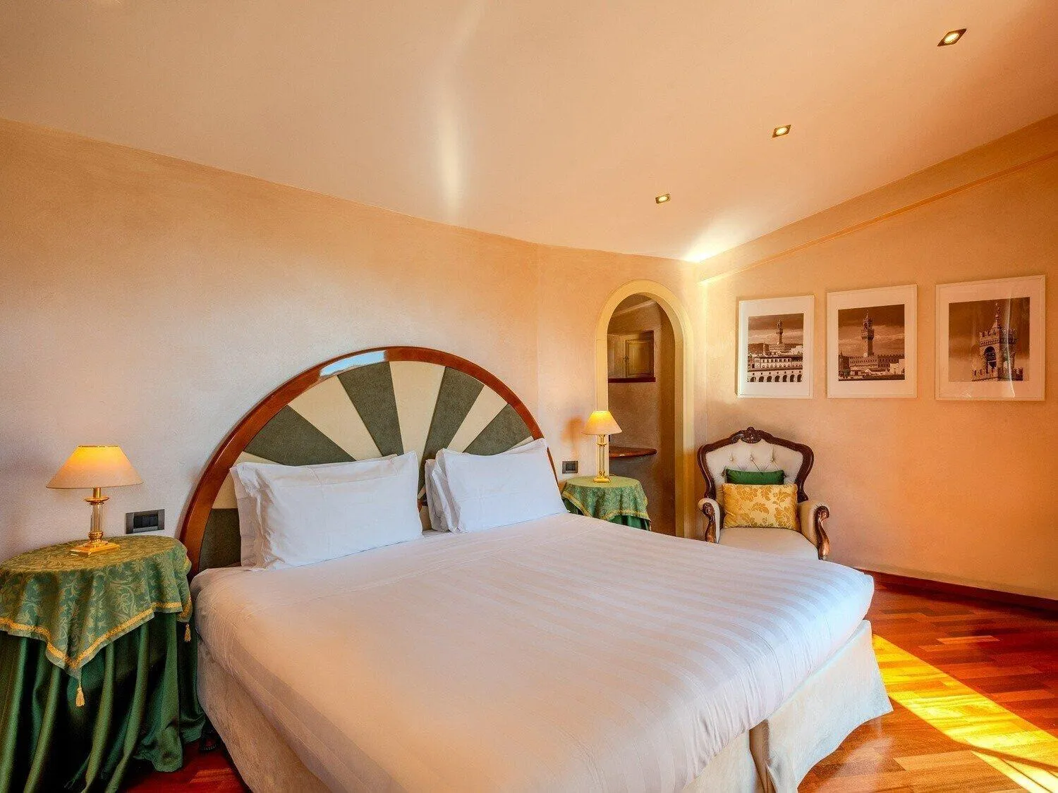 Photo of the whole room, Bed in B&B Hotel Firenze Pitti Palace al Ponte Vecchio