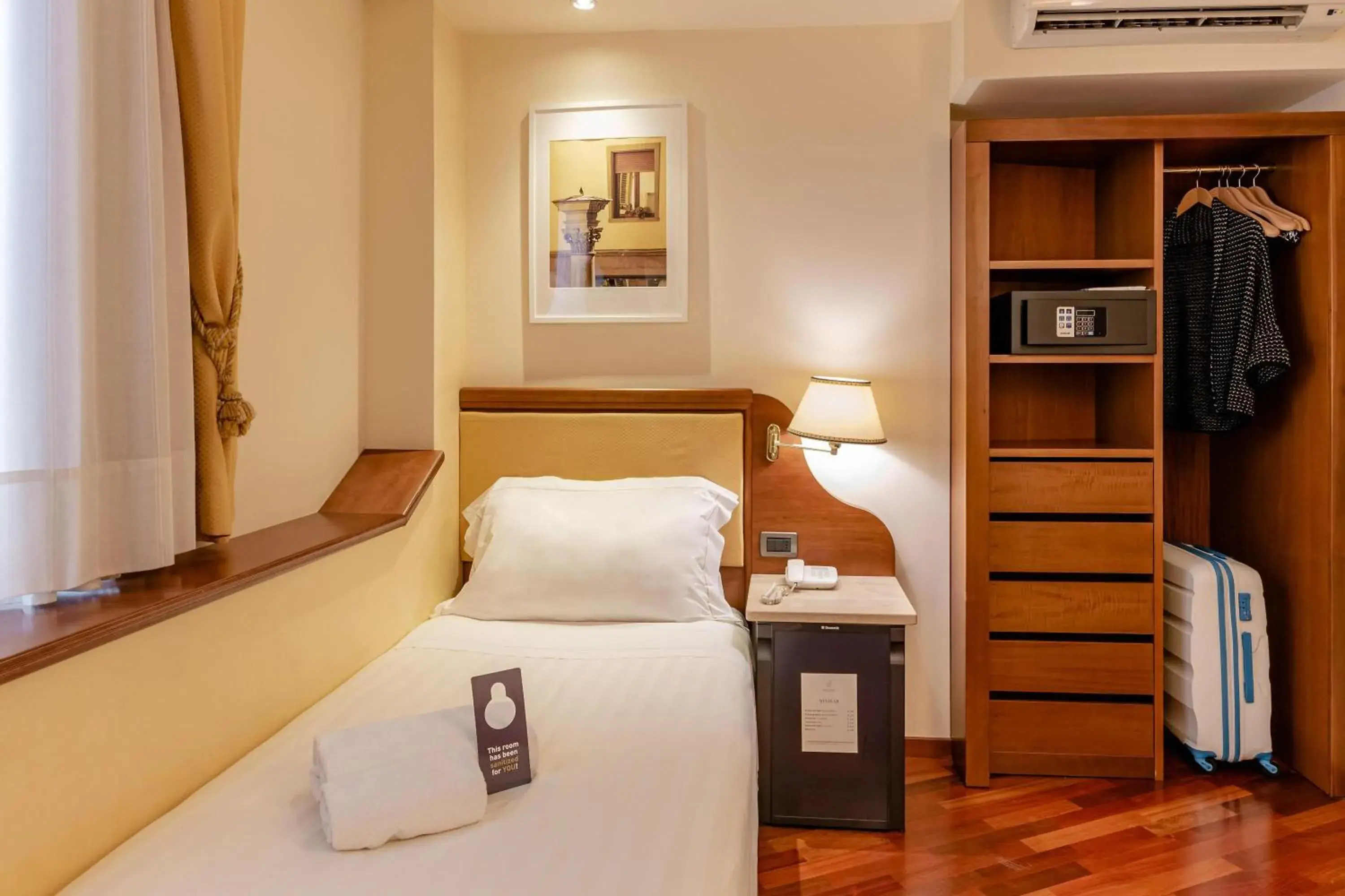 Single Room in B&B Hotel Firenze Pitti Palace al Ponte Vecchio Single Room in B&B Hotel Firenze Pitti Palace al Ponte Vecchio