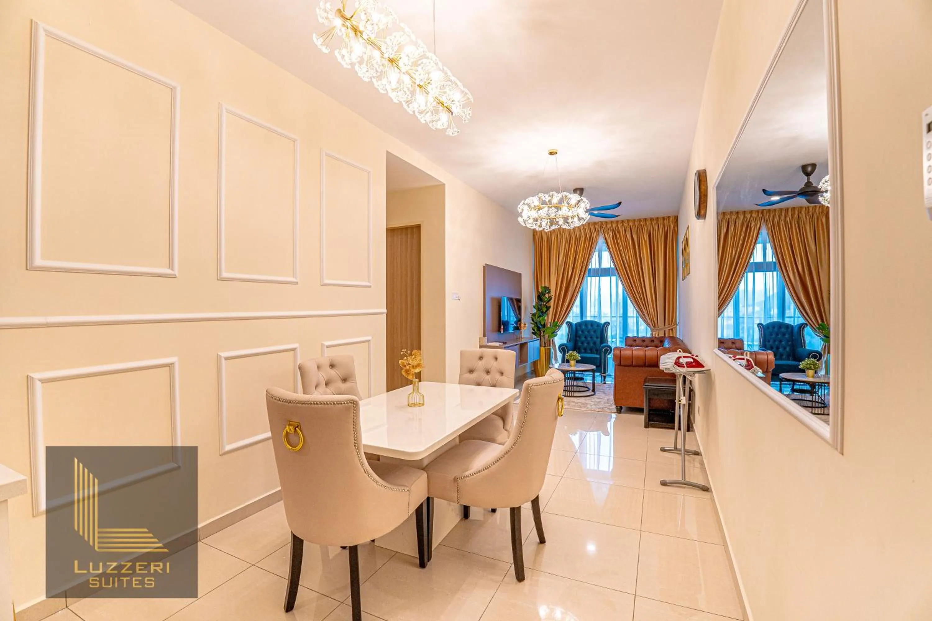 Living room in Legasi Kampung Baru Guesthouse