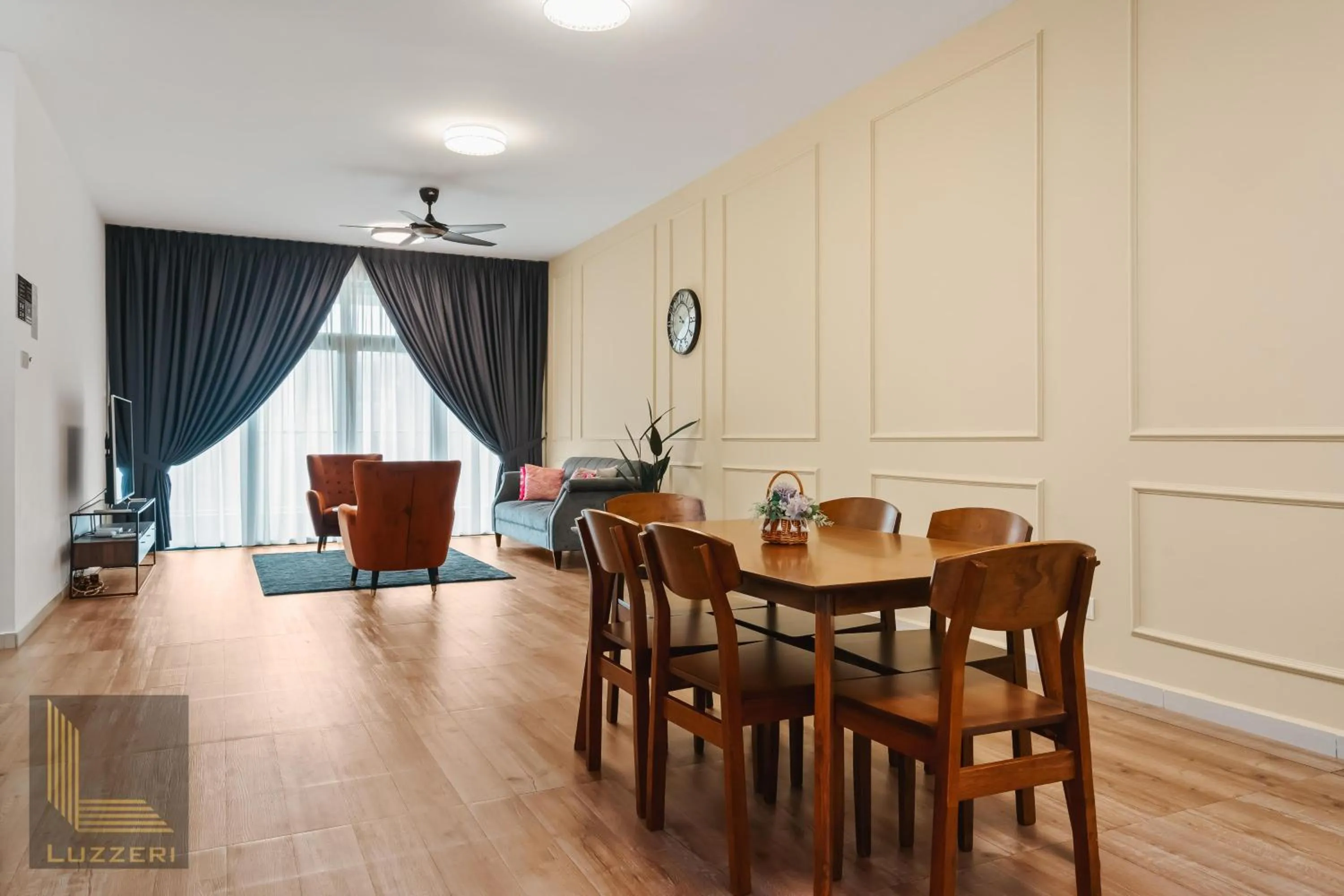 Living room in Legasi Kampung Baru Guesthouse