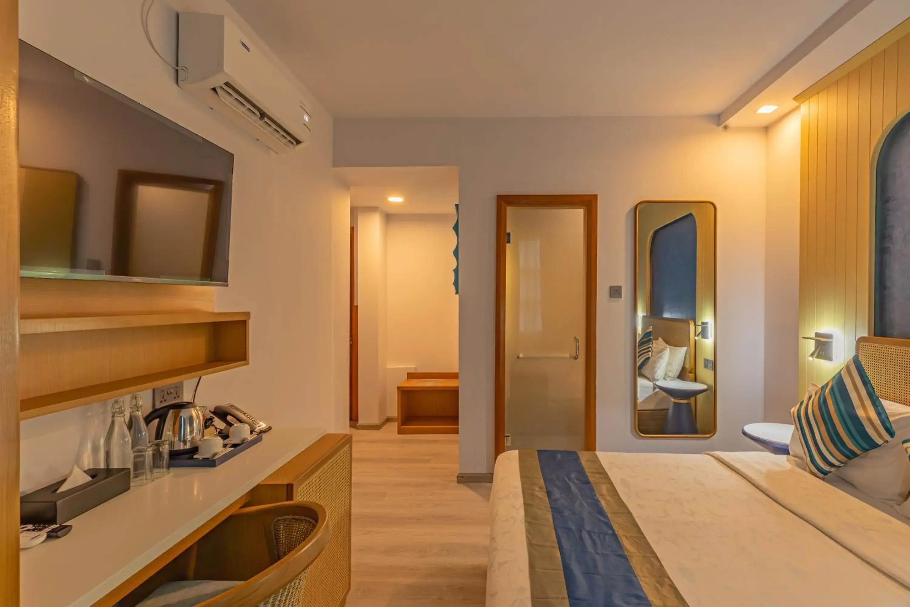 Deluxe Suite with Sea View in UMET Seaview Hotel with Free Airport Pick up and Drop T&C Apply Deluxe Suite with Sea View in UMET Seaview Hotel with Free Airport Pick up and Drop T&C Apply