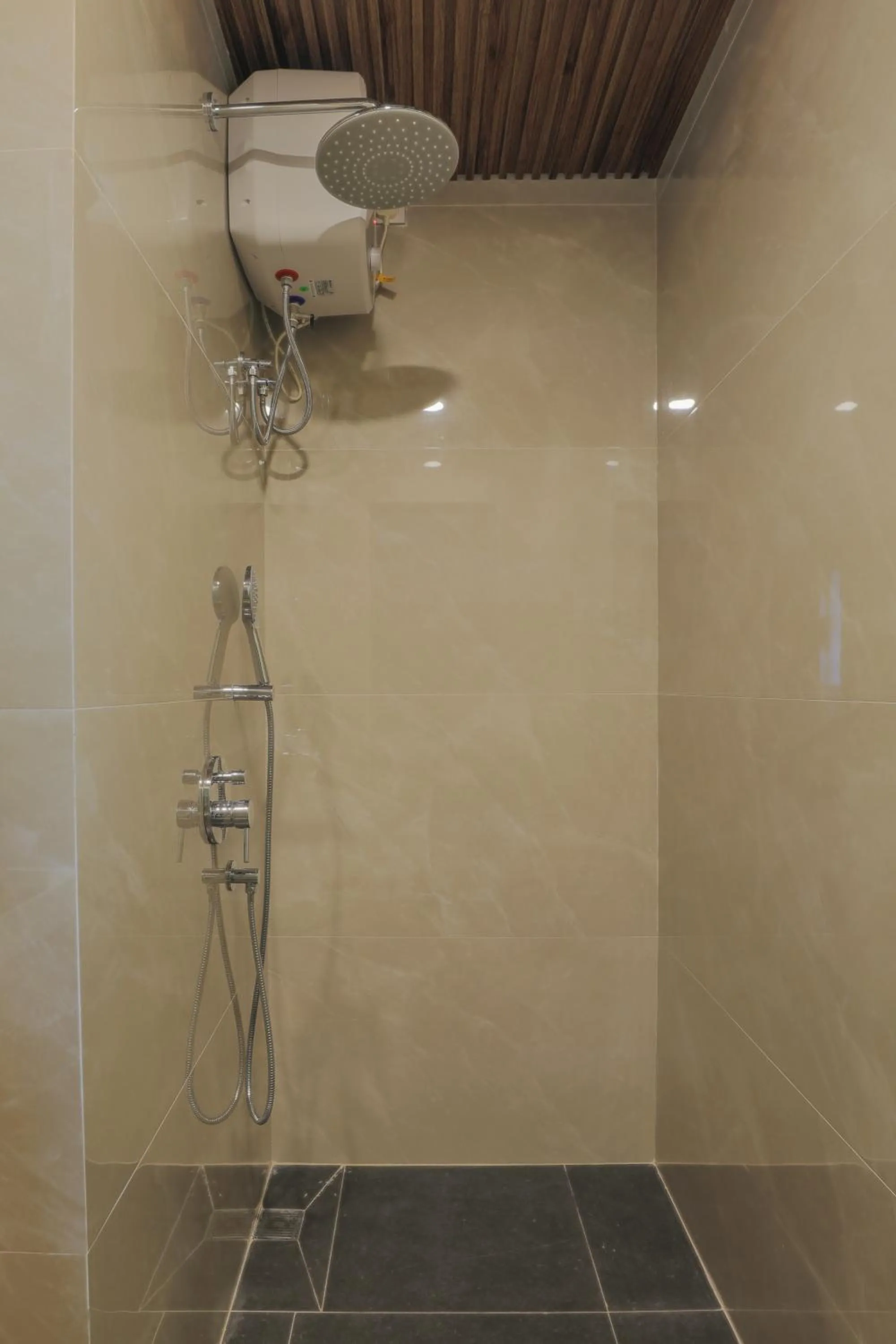 Shower in UMET Seaview Hotel with Free Airport Pick up and Drop T&C Apply