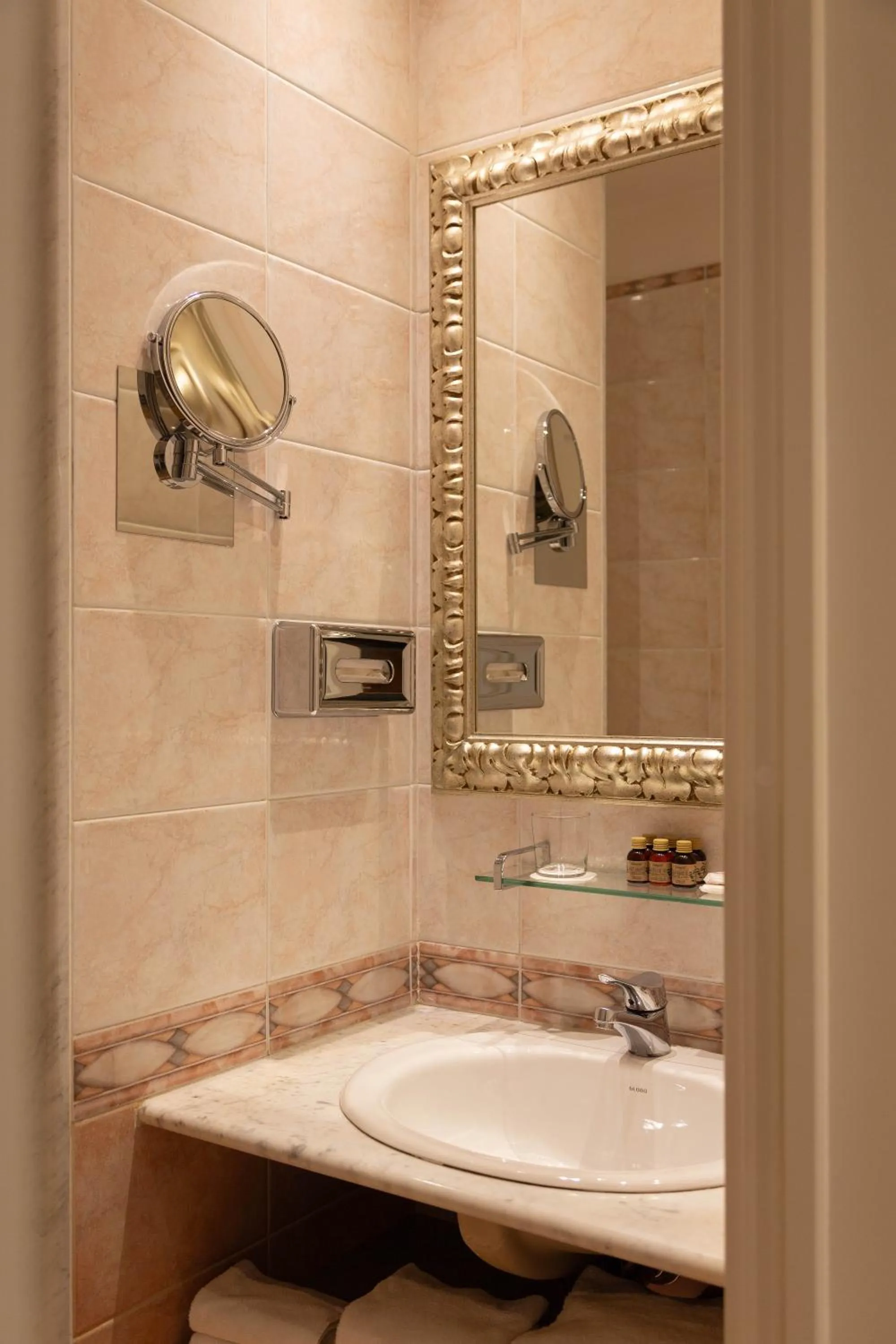 Bathroom in Villaggio Narrante - Foresteria delle Vigne