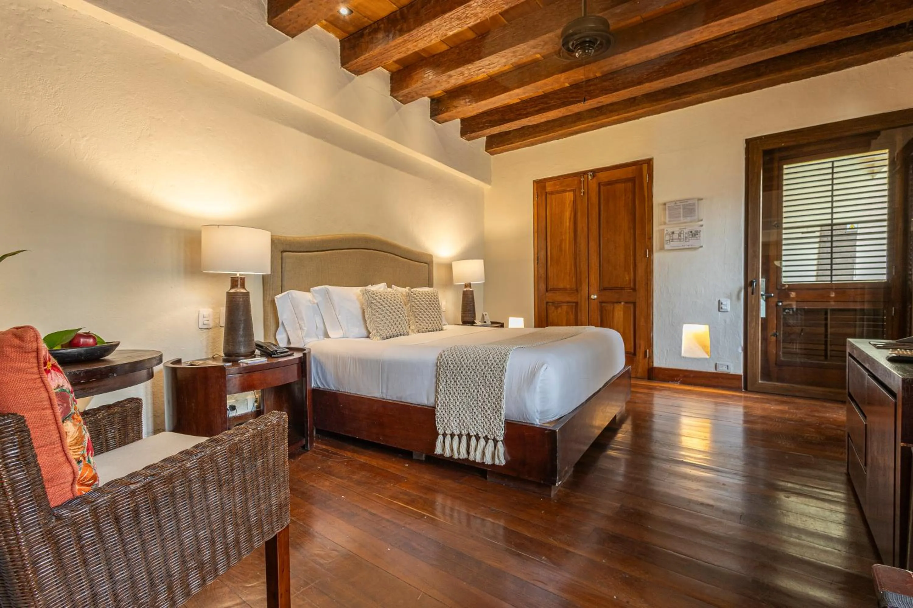 Photo of the whole room, Bed in Ananda Hotel Boutique